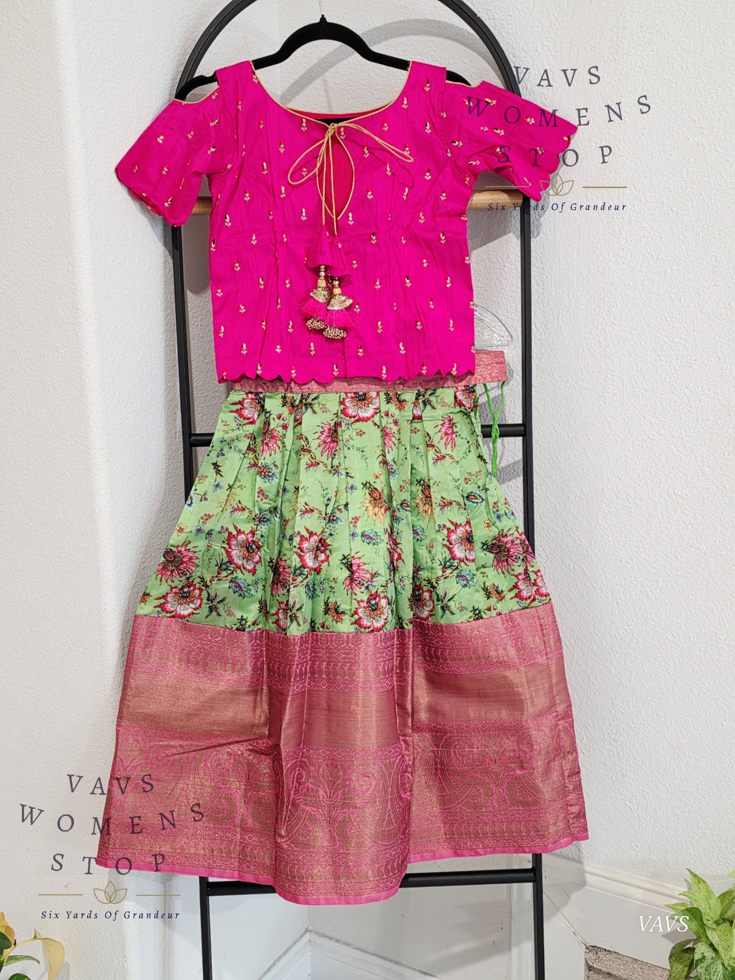 Benarasi Kalamkari Prints Silk Lehenga Blouse