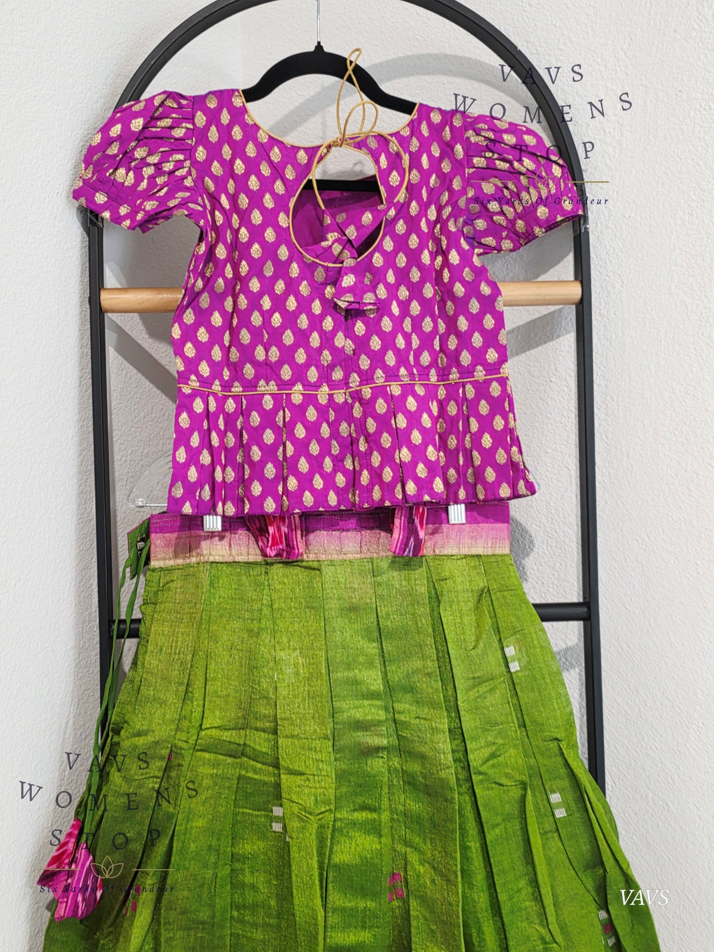 Designer Rawsilk Lehenga/Langa Blouse