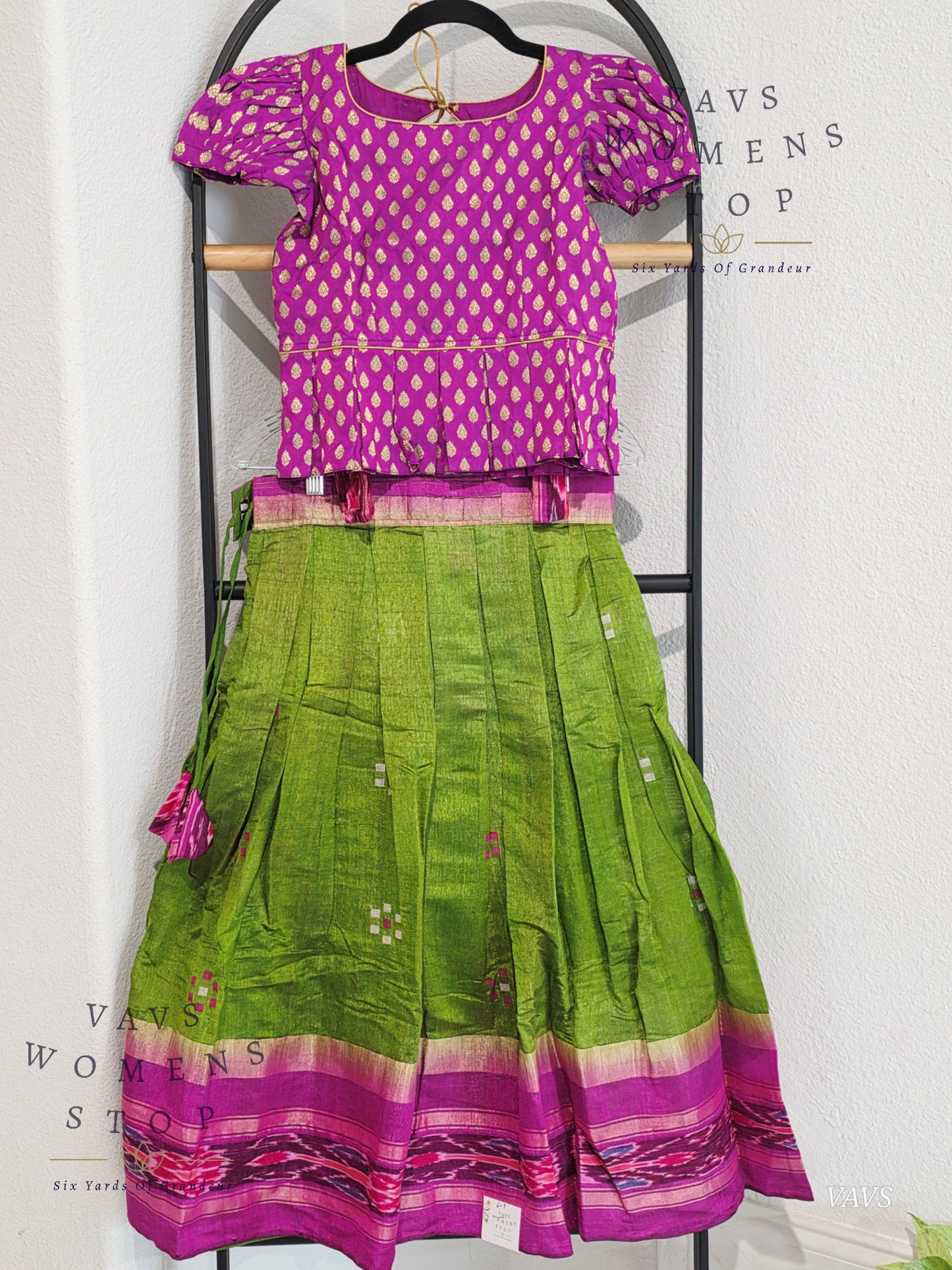 Designer Rawsilk Lehenga/Langa Blouse