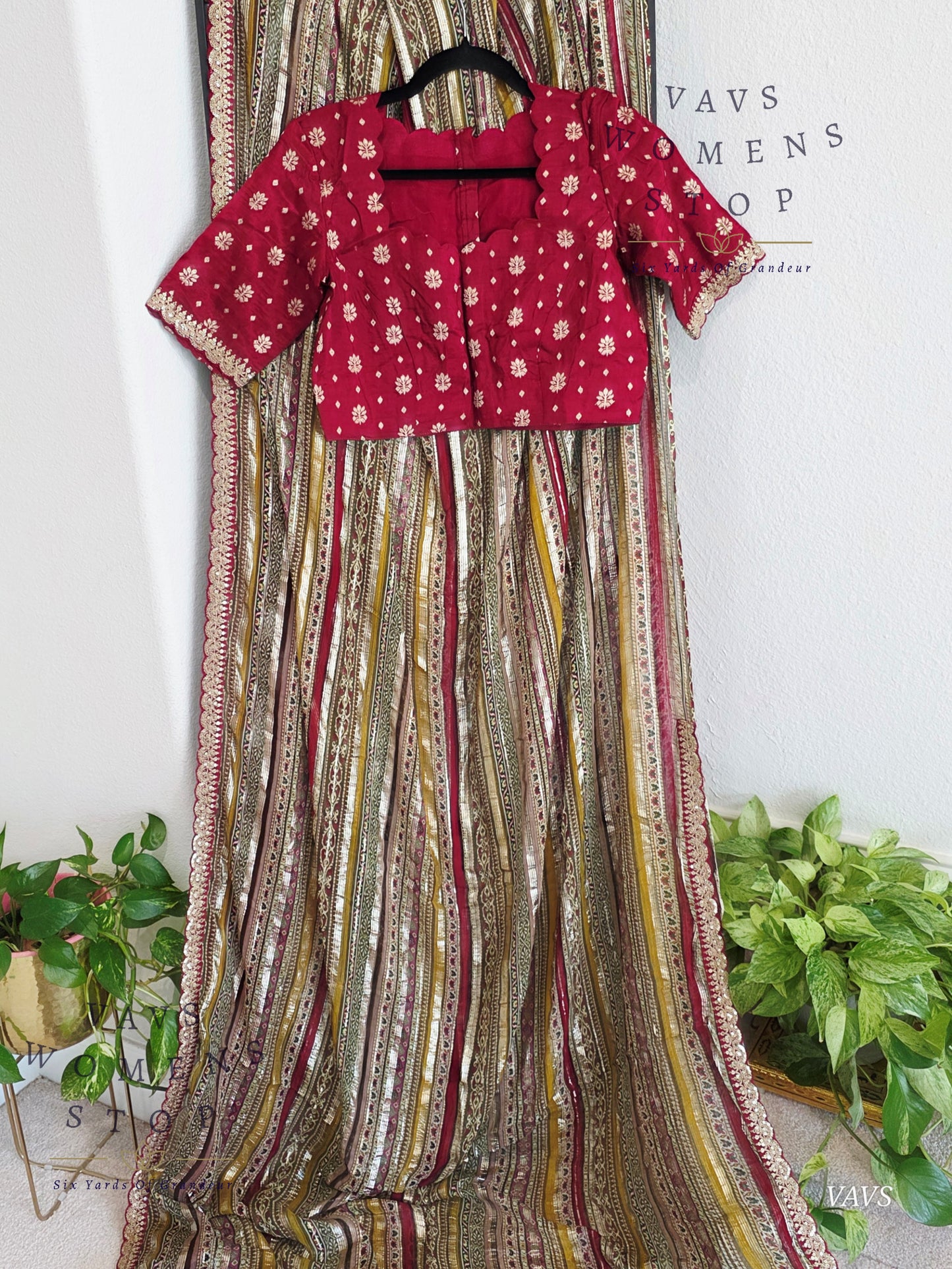 Viscose Georgette Designer Striped Saree with Lace Border with Stitched Blouse