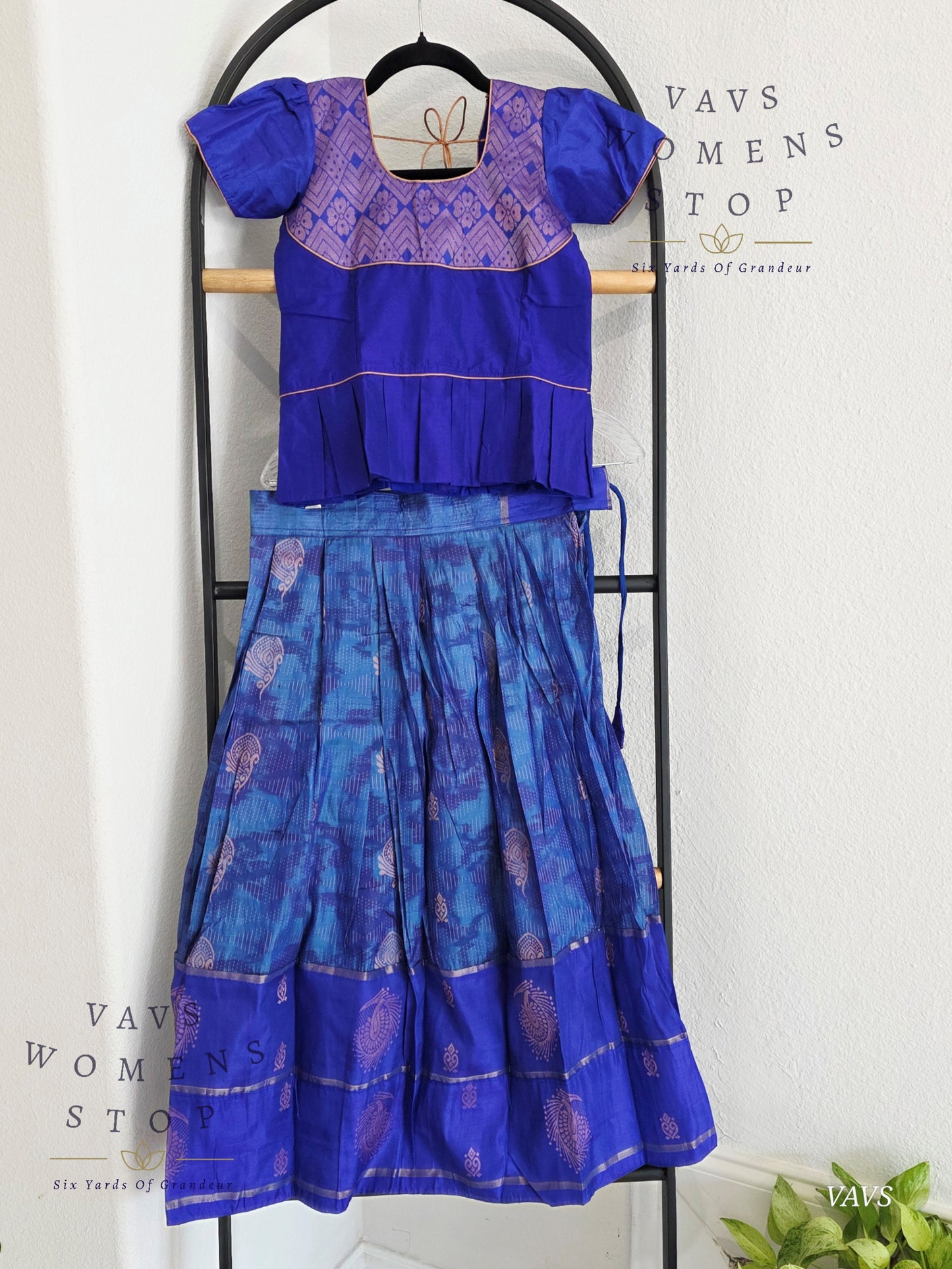 Semi Kanchi Pattu Silk Lehenga Set for Girls – Traditional Pavadai for Ages 6 to 7