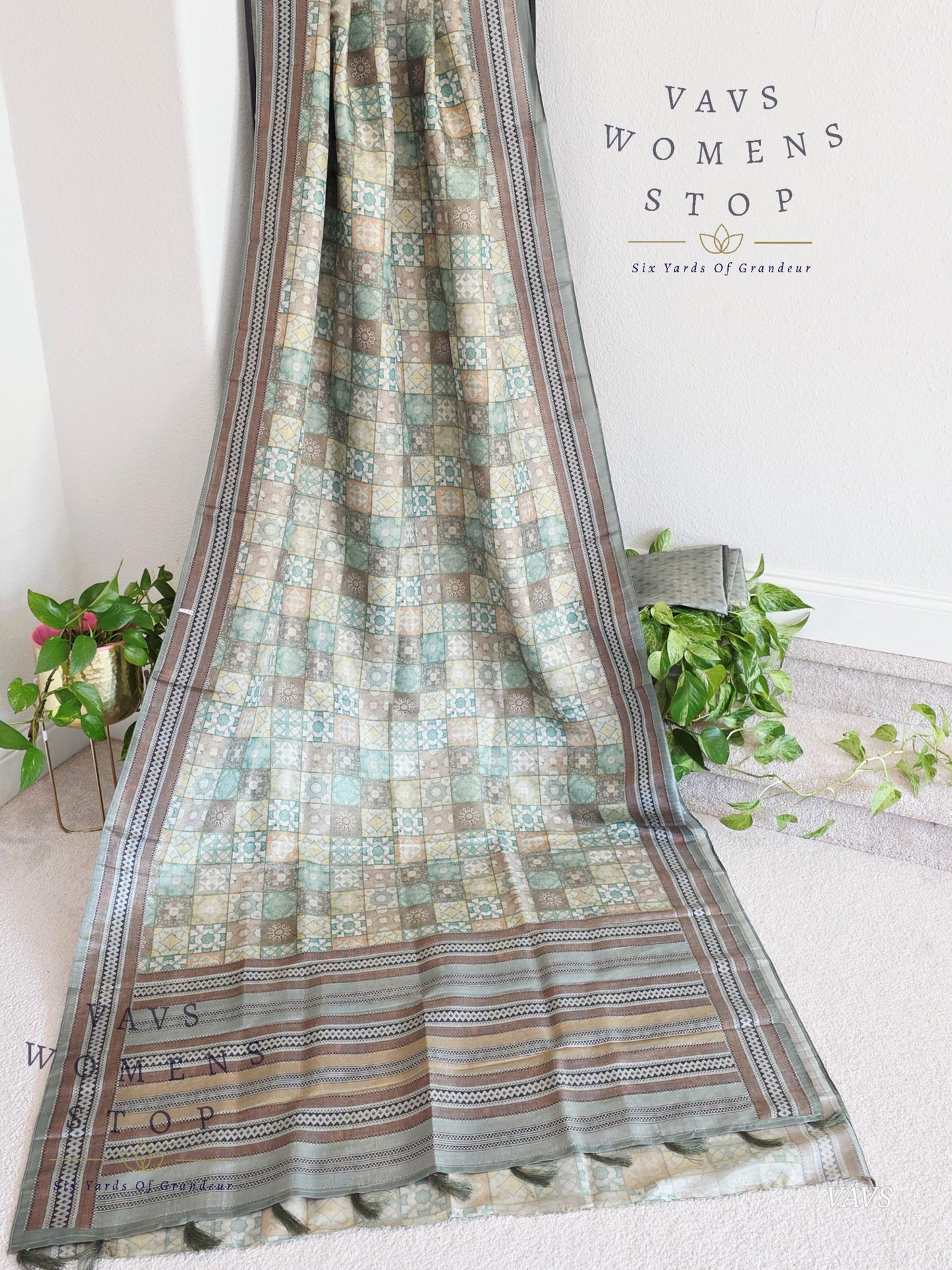Ajrakh Print Checkered Pattern Semi Tussar Silk Saree