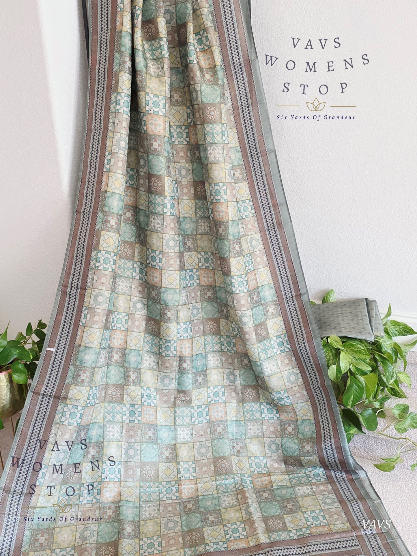 Ajrakh Print Checkered Pattern Semi Tussar Silk Saree