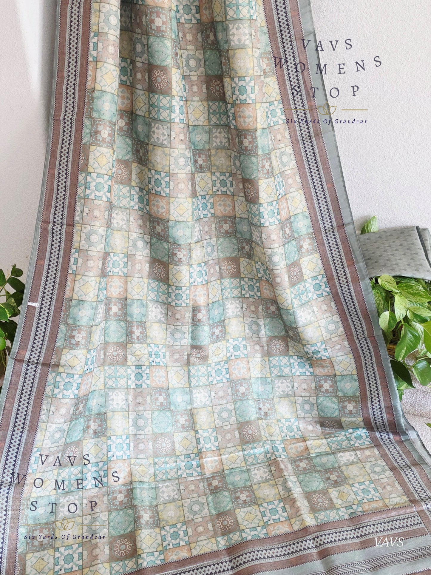 Ajrakh Print Checkered Pattern Semi Tussar Silk Saree