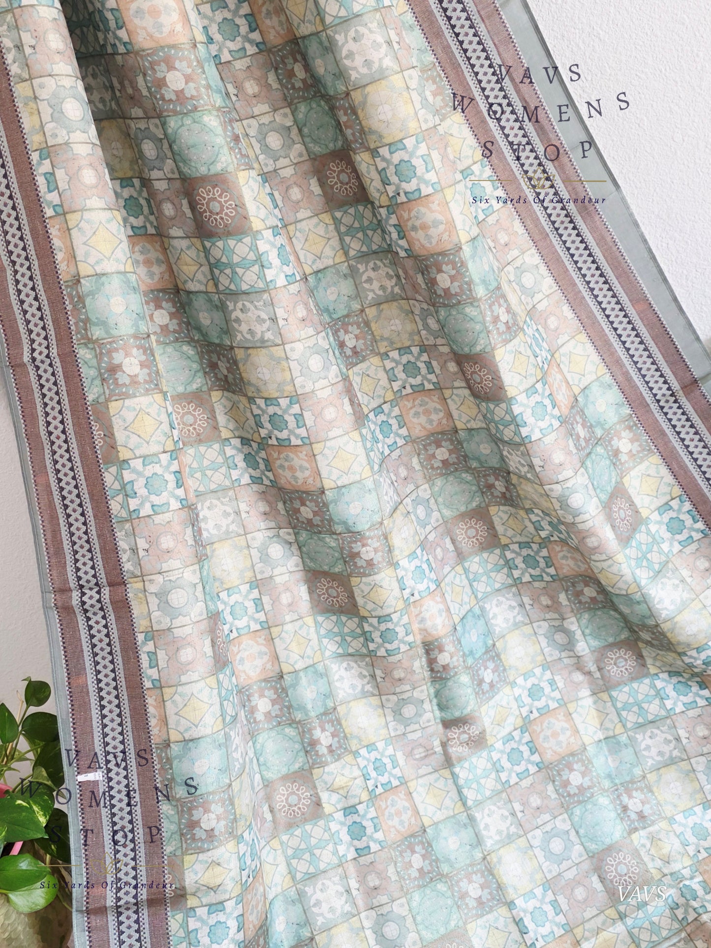 Ajrakh Print Checkered Pattern Semi Tussar Silk Saree