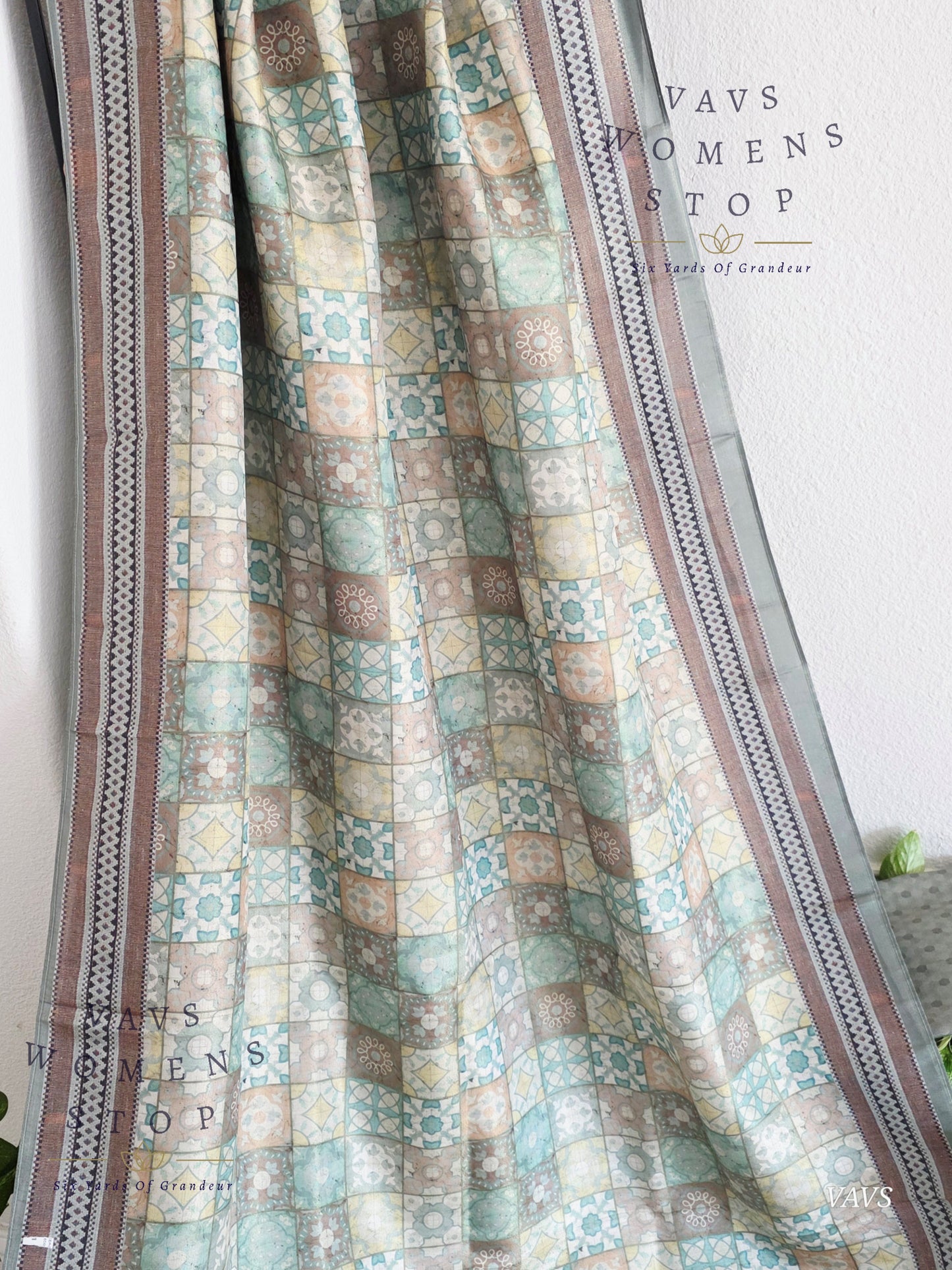 Ajrakh Print Checkered Pattern Semi Tussar Silk Saree