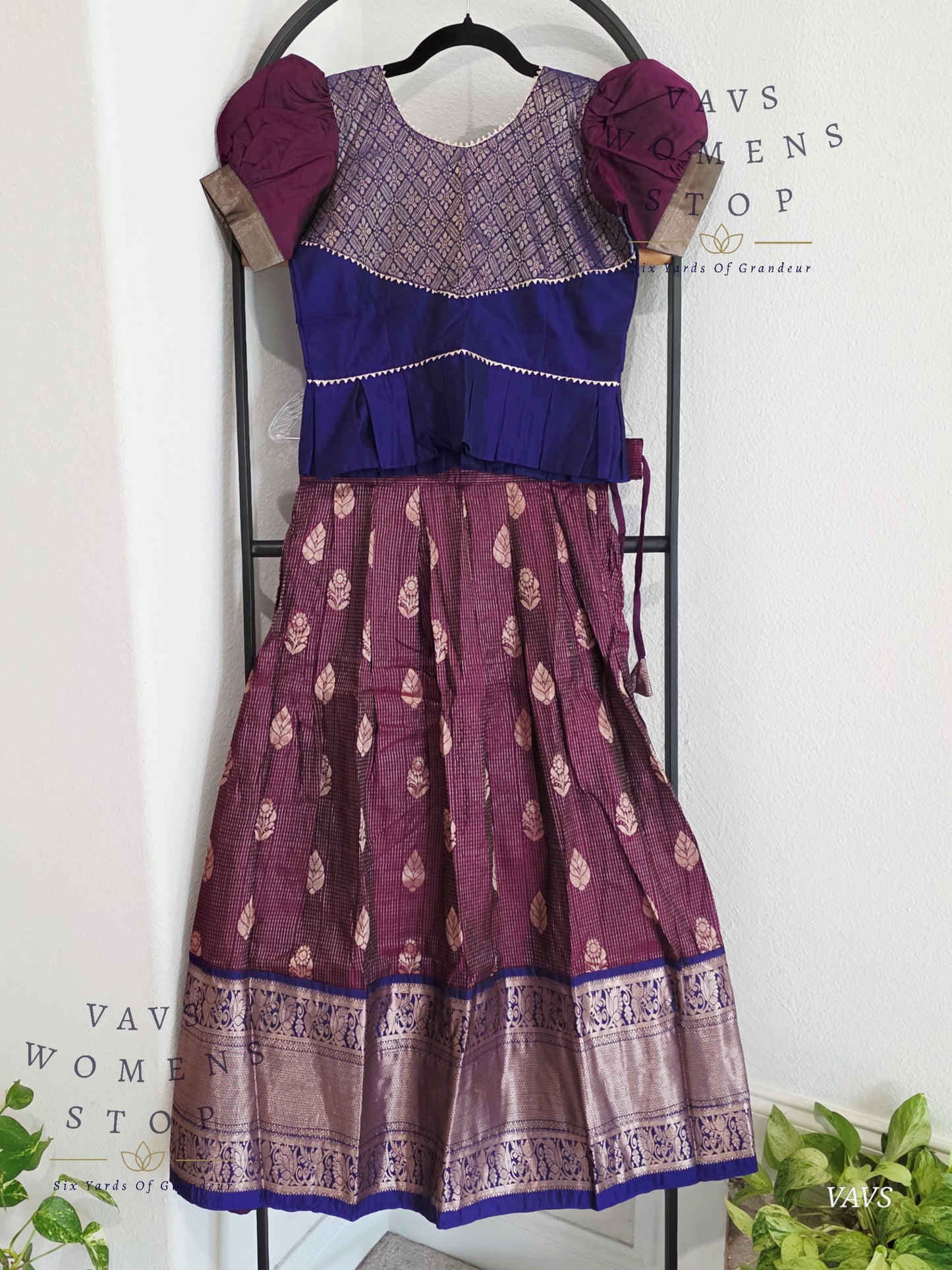 Semi Kanchi Pattu Silk Lehenga Set for Girls – Traditional Pavadai for Ages 8 to 9