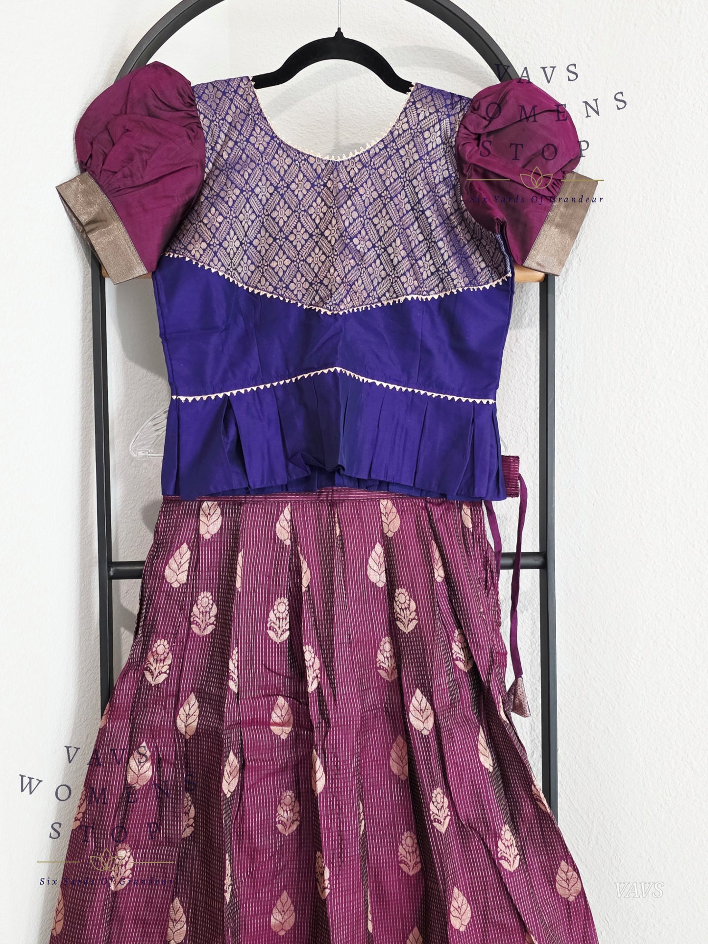 Semi Kanchi Pattu Silk Lehenga Set for Girls – Traditional Pavadai for Ages 8 to 9