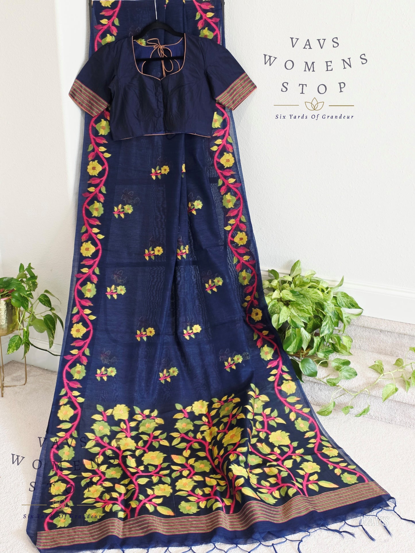 Semi Matka Silk Jamdani Saree with stitched Blouse