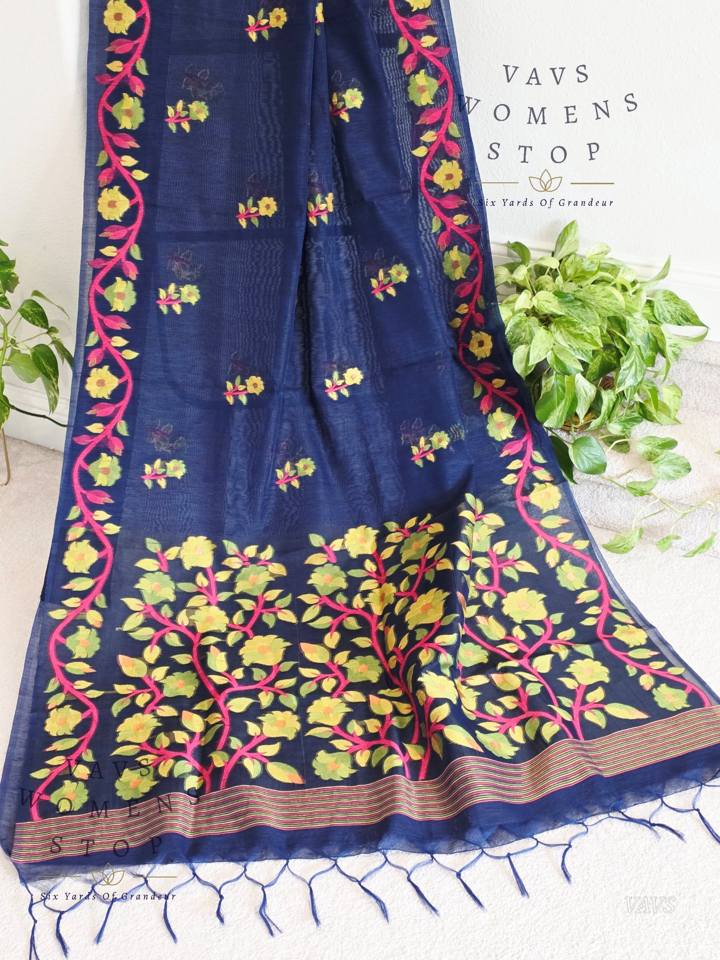 Semi Matka Silk Jamdani Saree with stitched Blouse