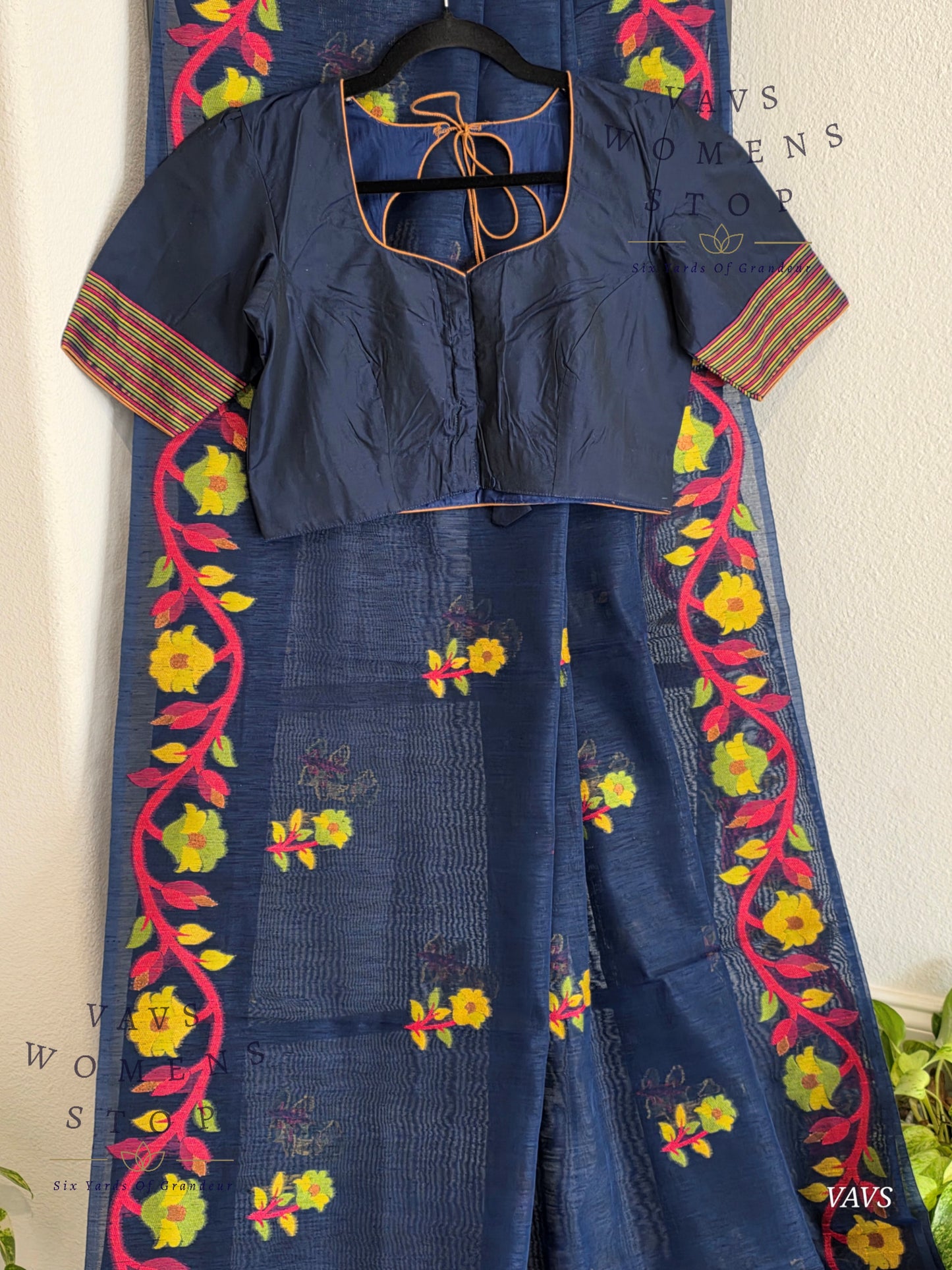 Semi Matka Silk Jamdani Saree with stitched Blouse
