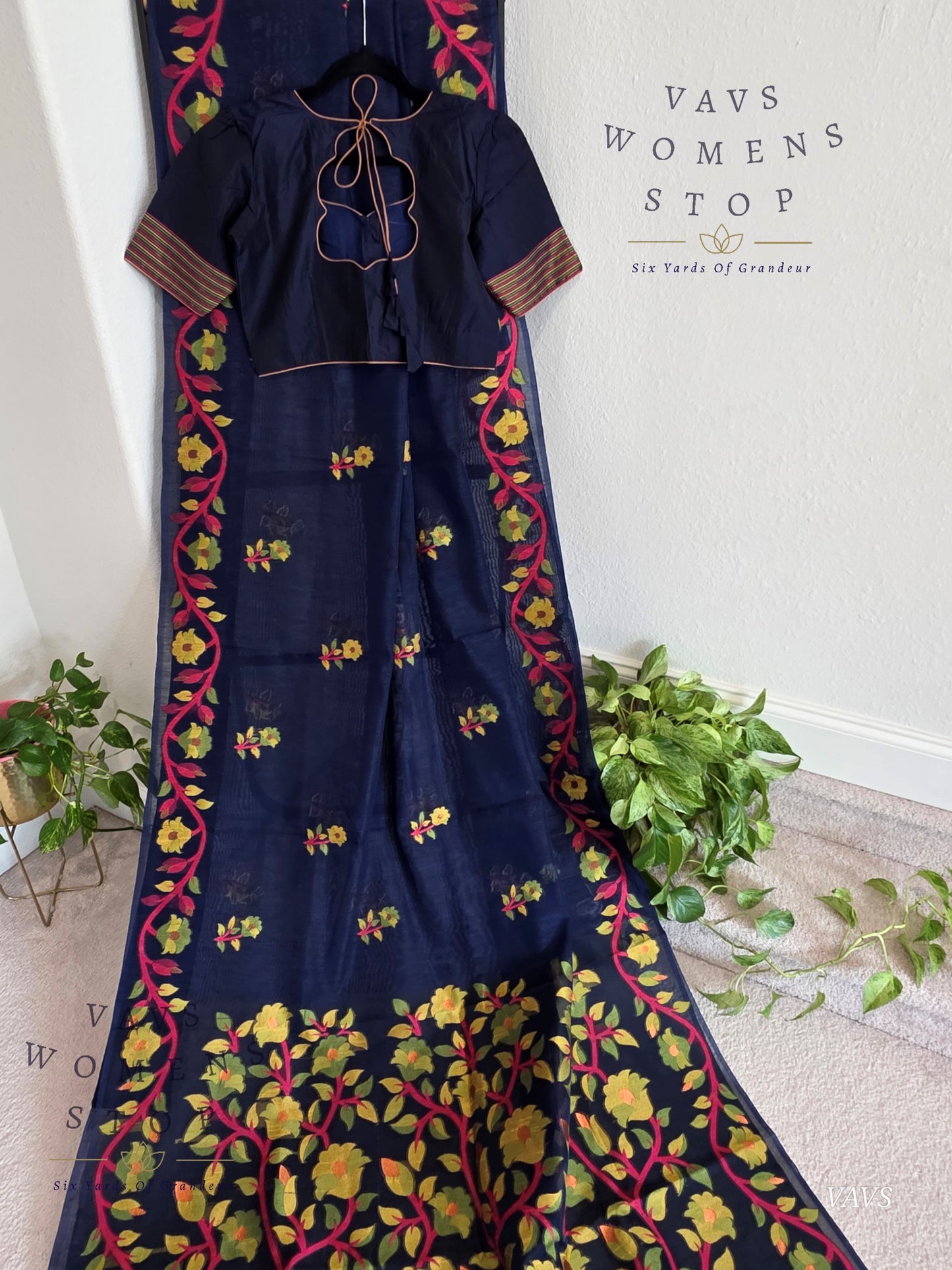 Semi Matka Silk Jamdani Saree with stitched Blouse
