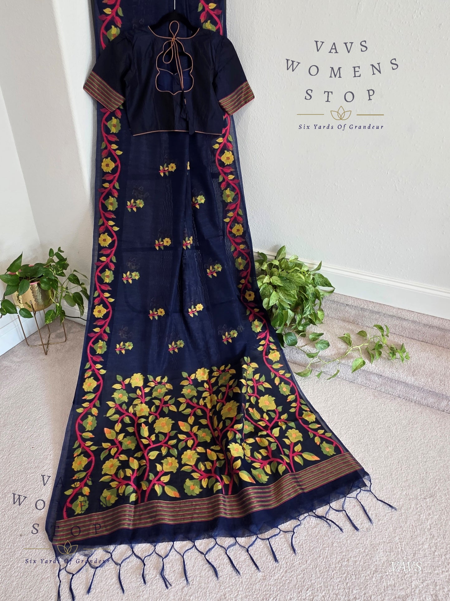 Semi Matka Silk Jamdani Saree with stitched Blouse