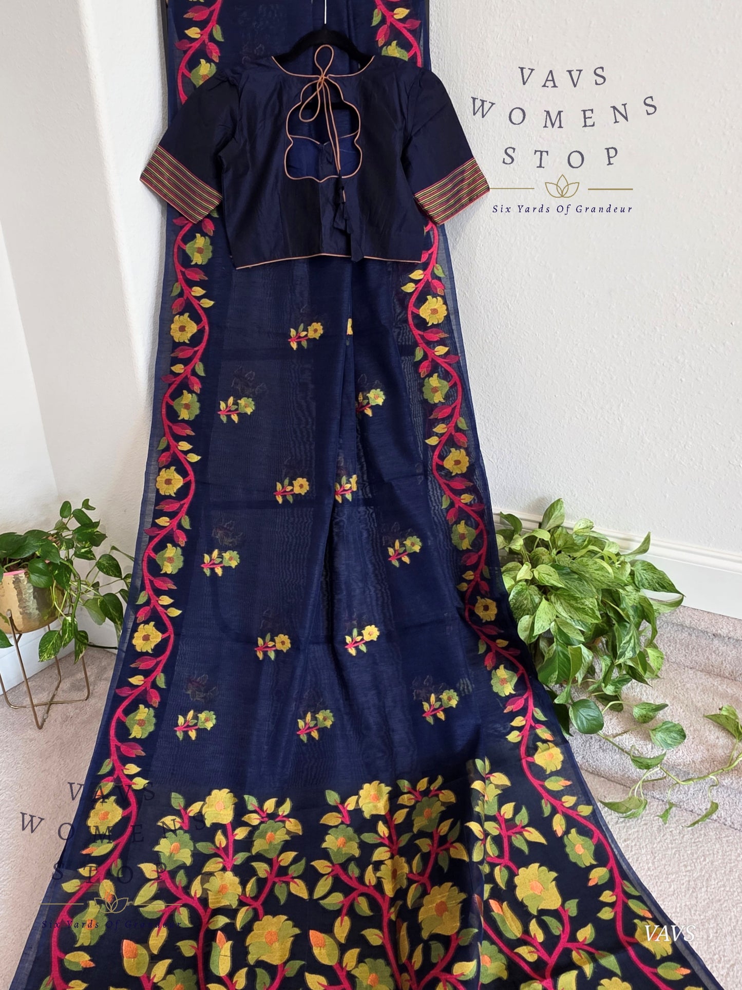 Semi Matka Silk Jamdani Saree with stitched Blouse