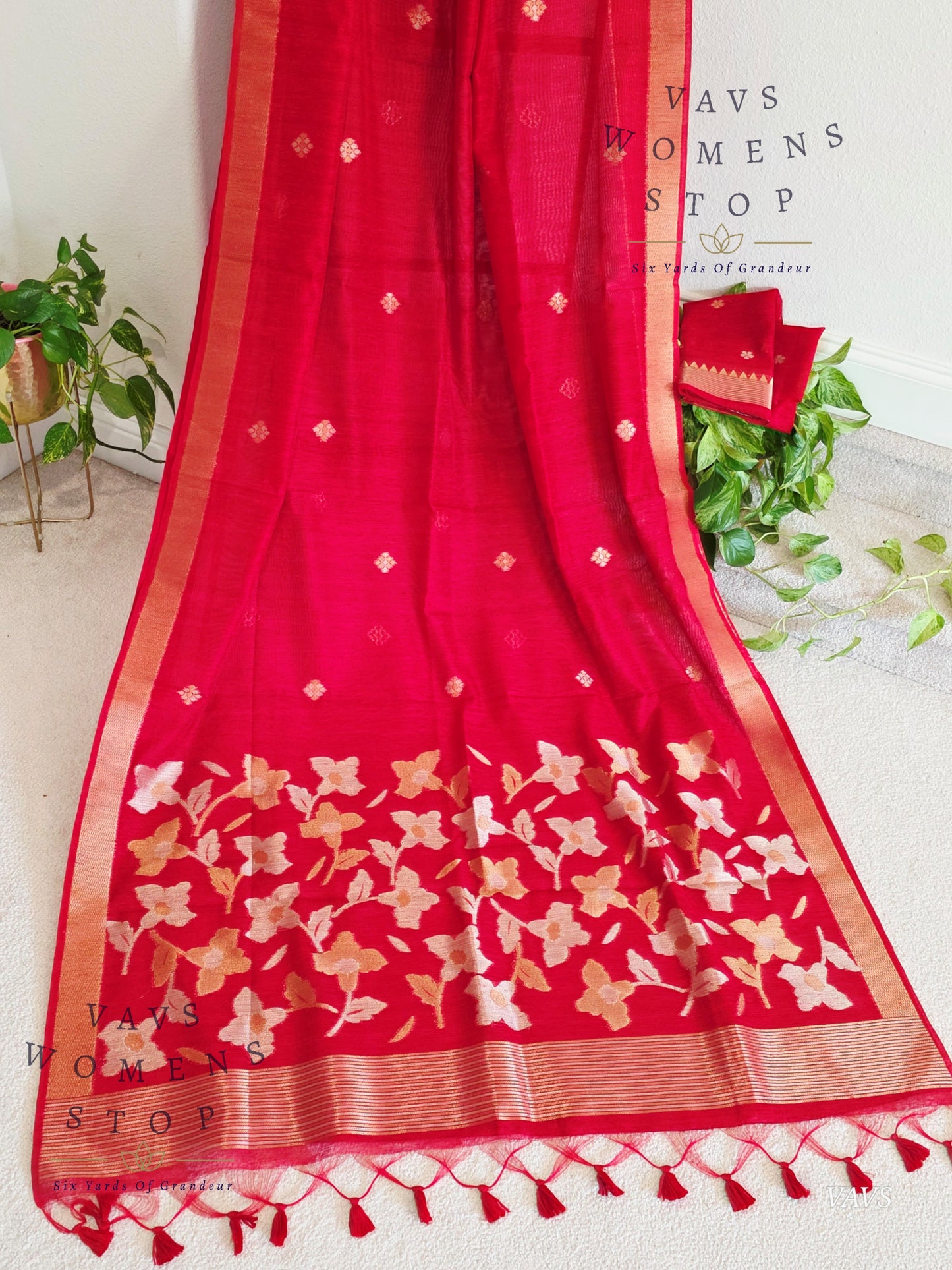 Red Shade Semi Matka Silk Jamdani Saree