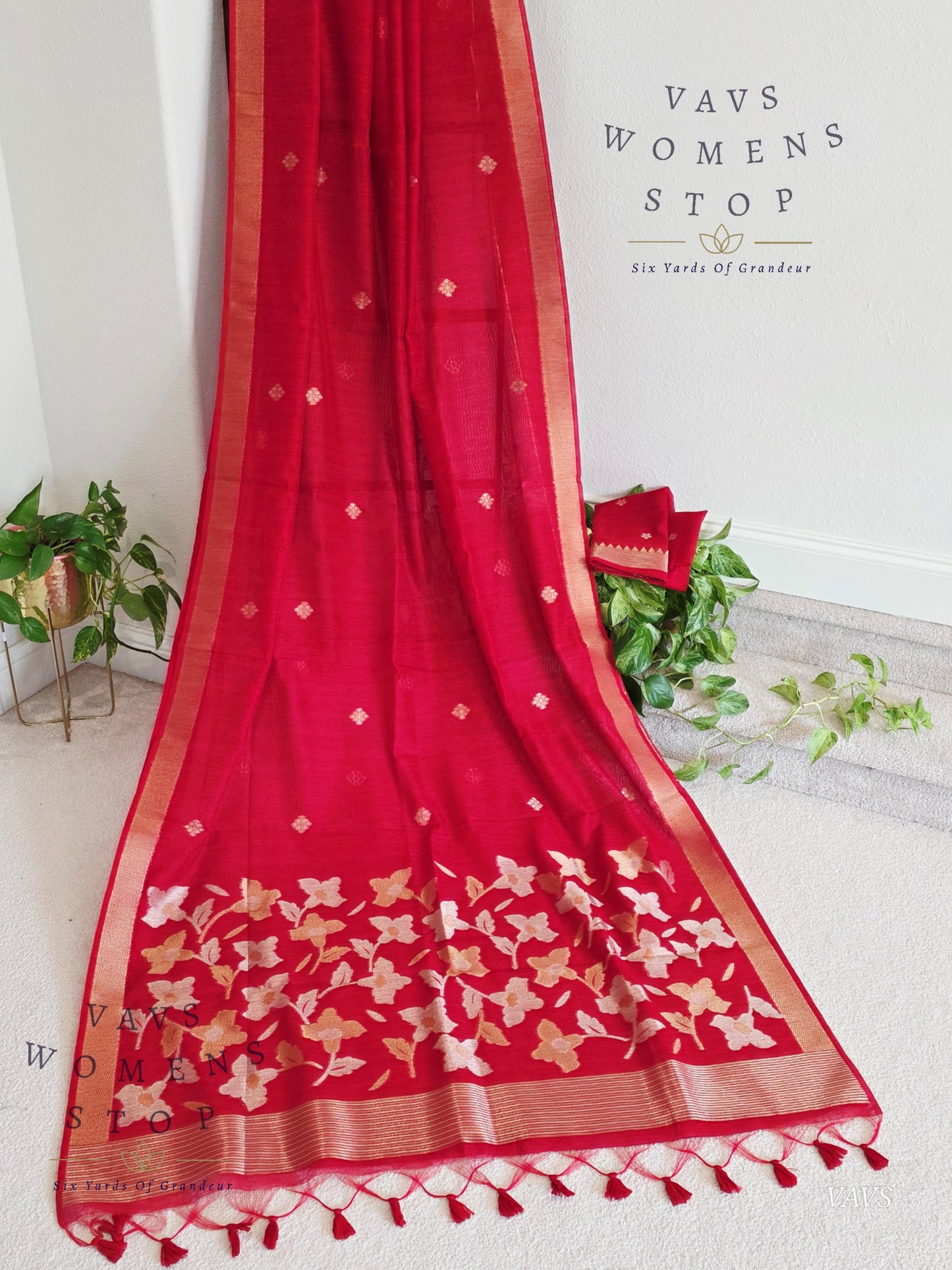 Red Shade Semi Matka Silk Jamdani Saree