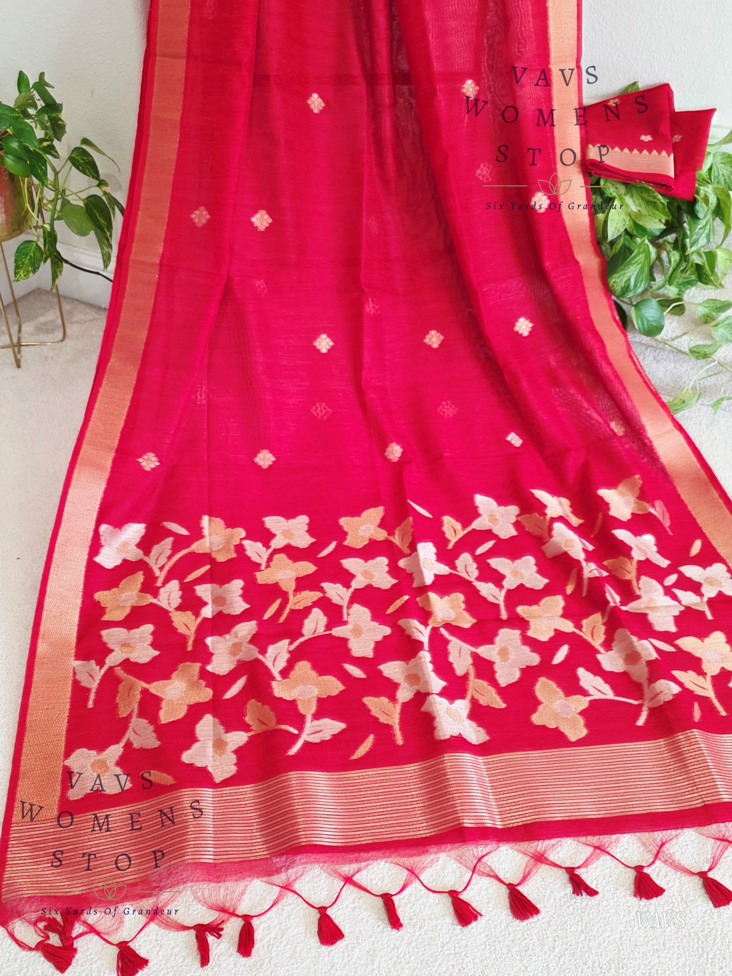 Red Shade Semi Matka Silk Jamdani Saree