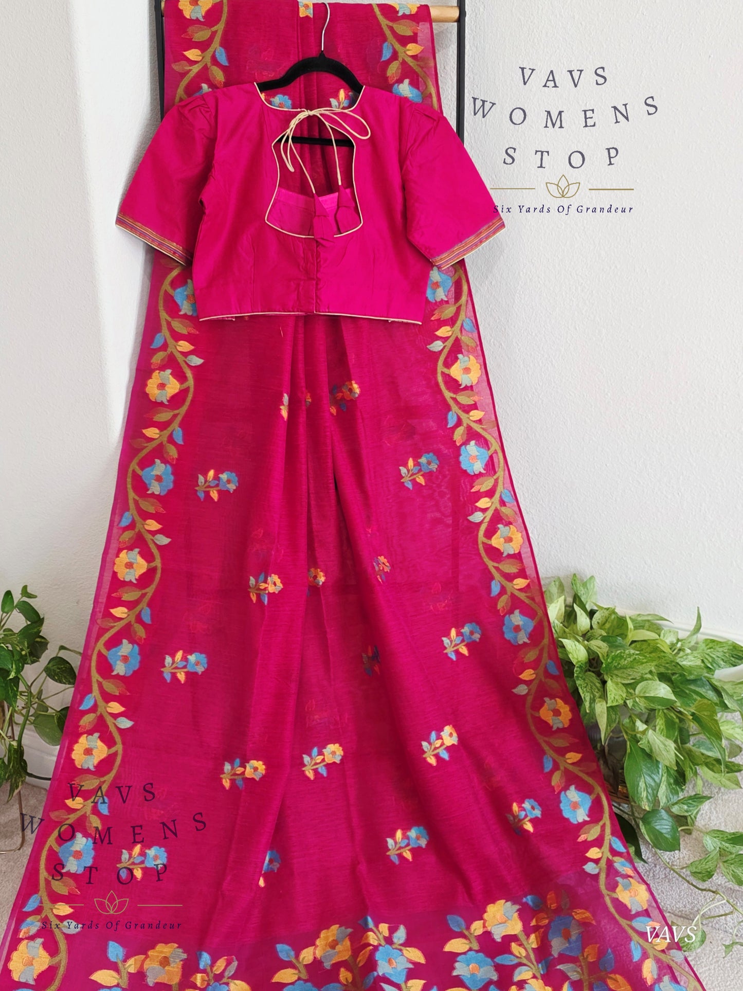 Semi Matka Silk Jamdani Saree with stitched Blouse