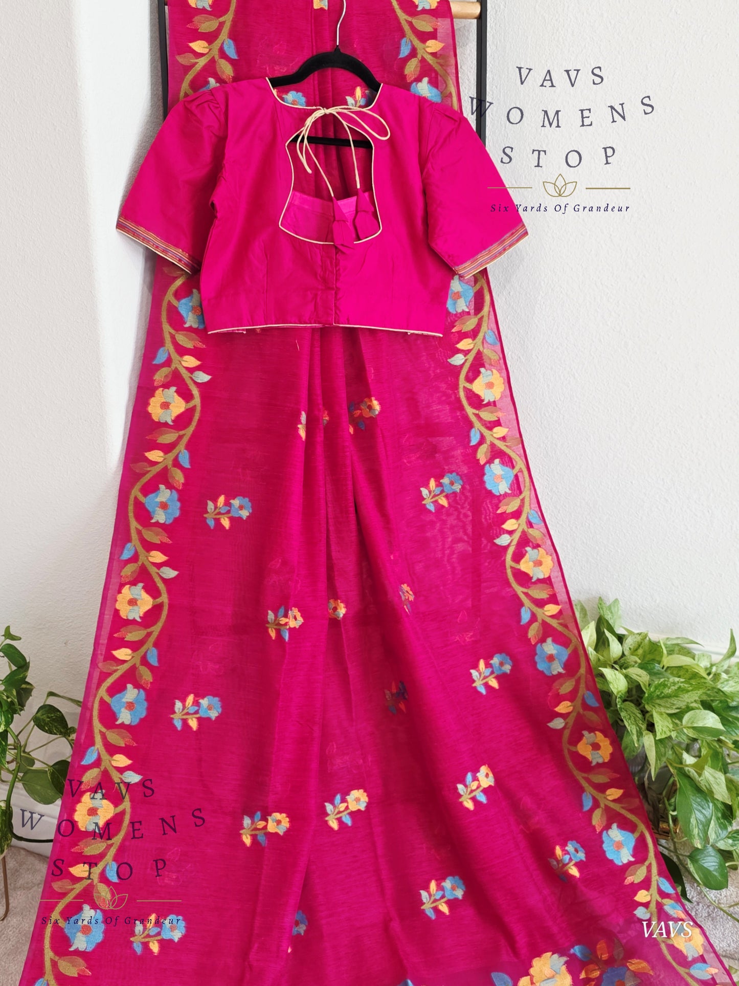 Semi Matka Silk Jamdani Saree with stitched Blouse