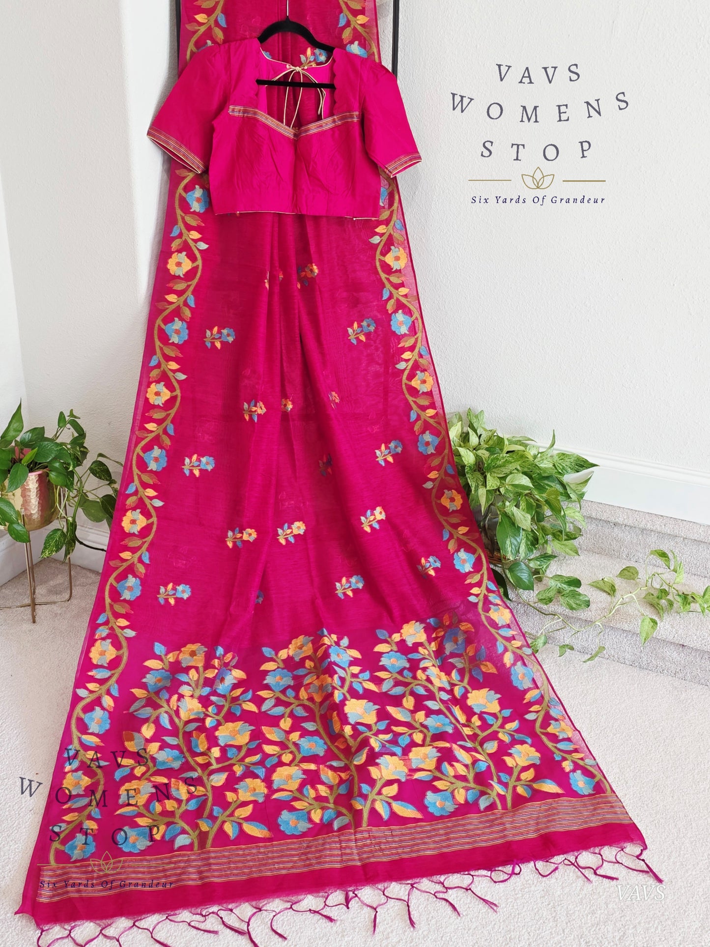 Semi Matka Silk Jamdani Saree with stitched Blouse