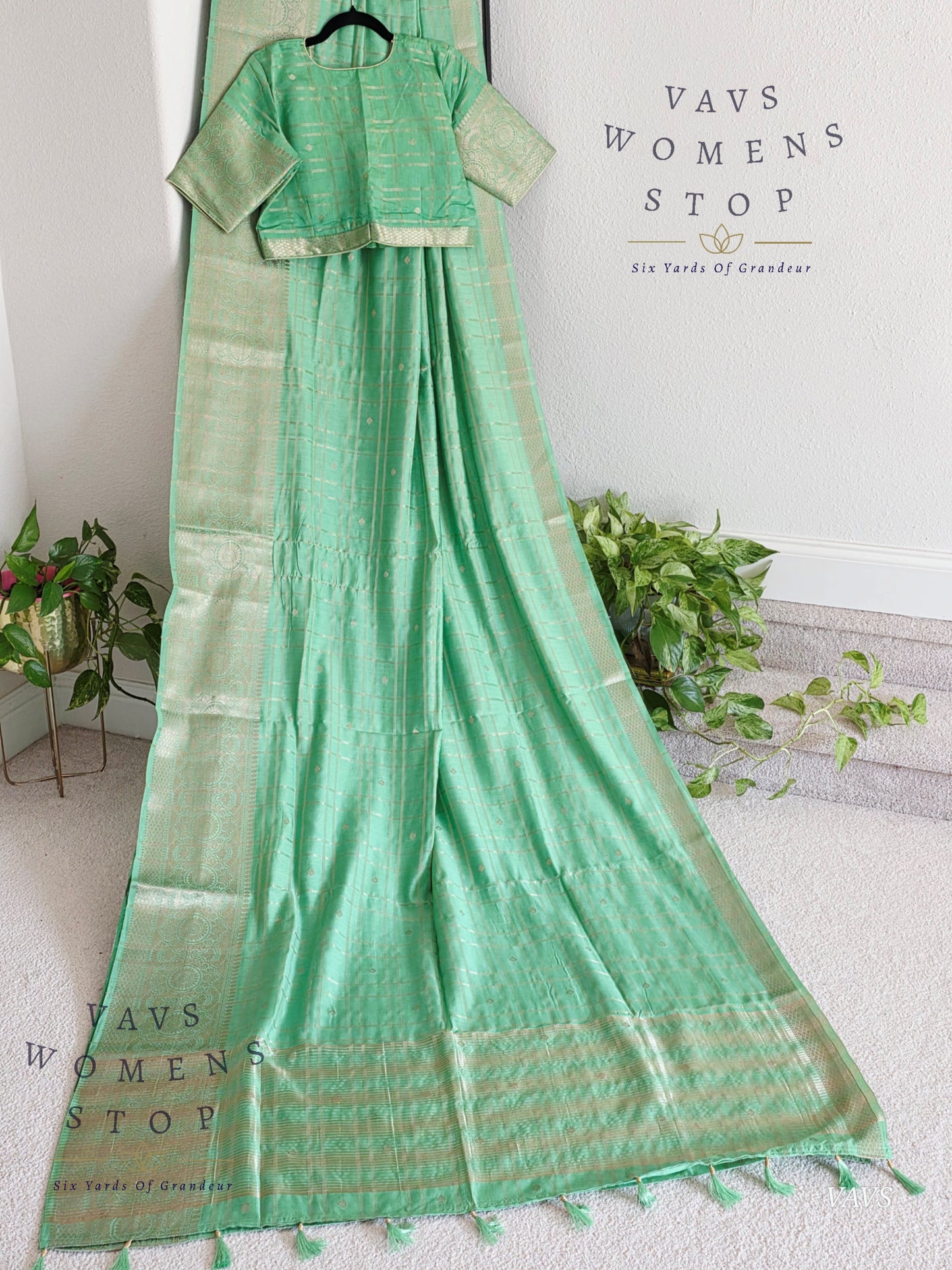 Soft Chanderi Linen Style Saree - Stitched Blouse