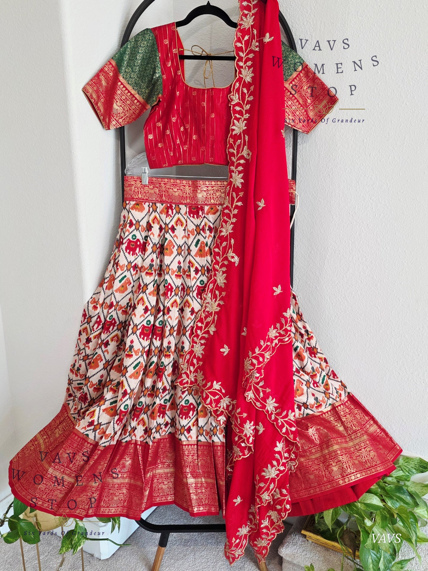 Munga Benarasi Patola Half Saree/ Lehenga Set
