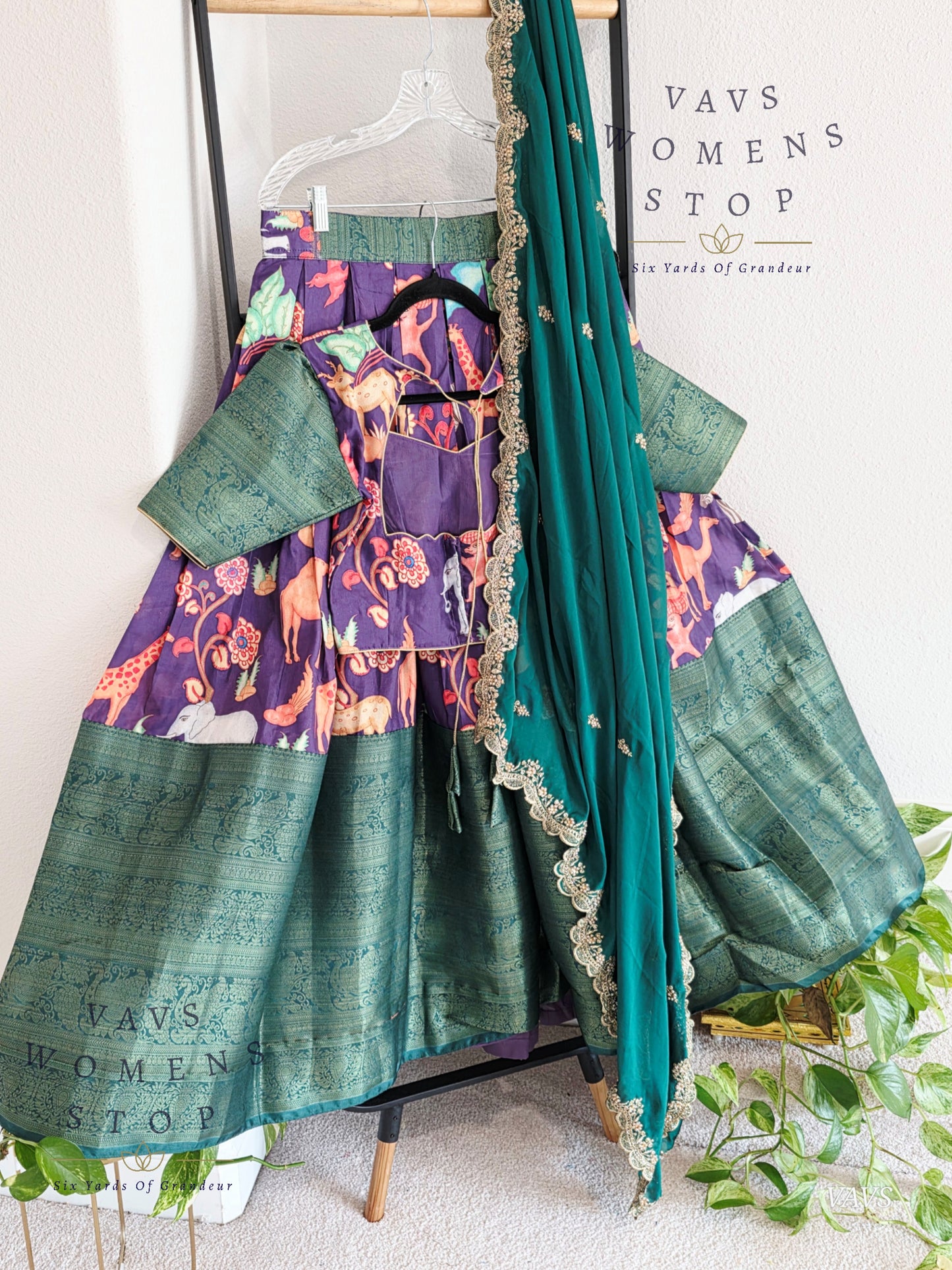 Semi Benarasi Animal Print Designer Half Saree Set