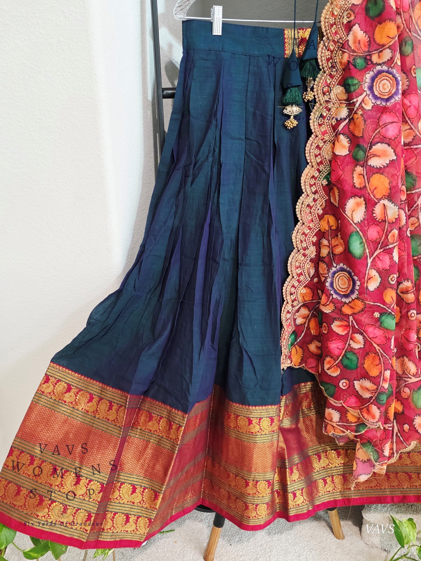 Traditional Narayanpet Lehenga / Half Saree Complete Set