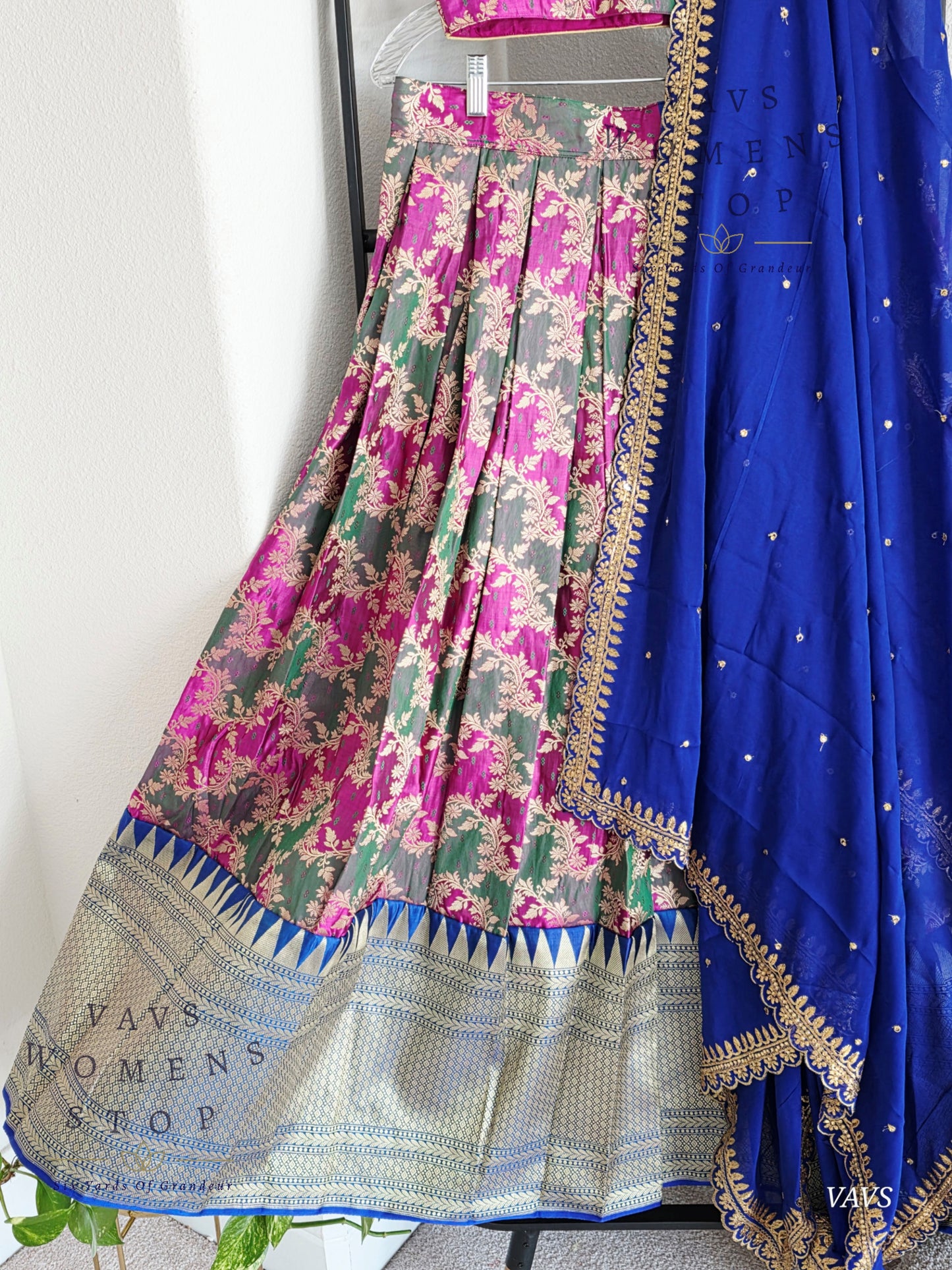Satin Benarasi Lehenga / Half Saree Complete Set Blouse