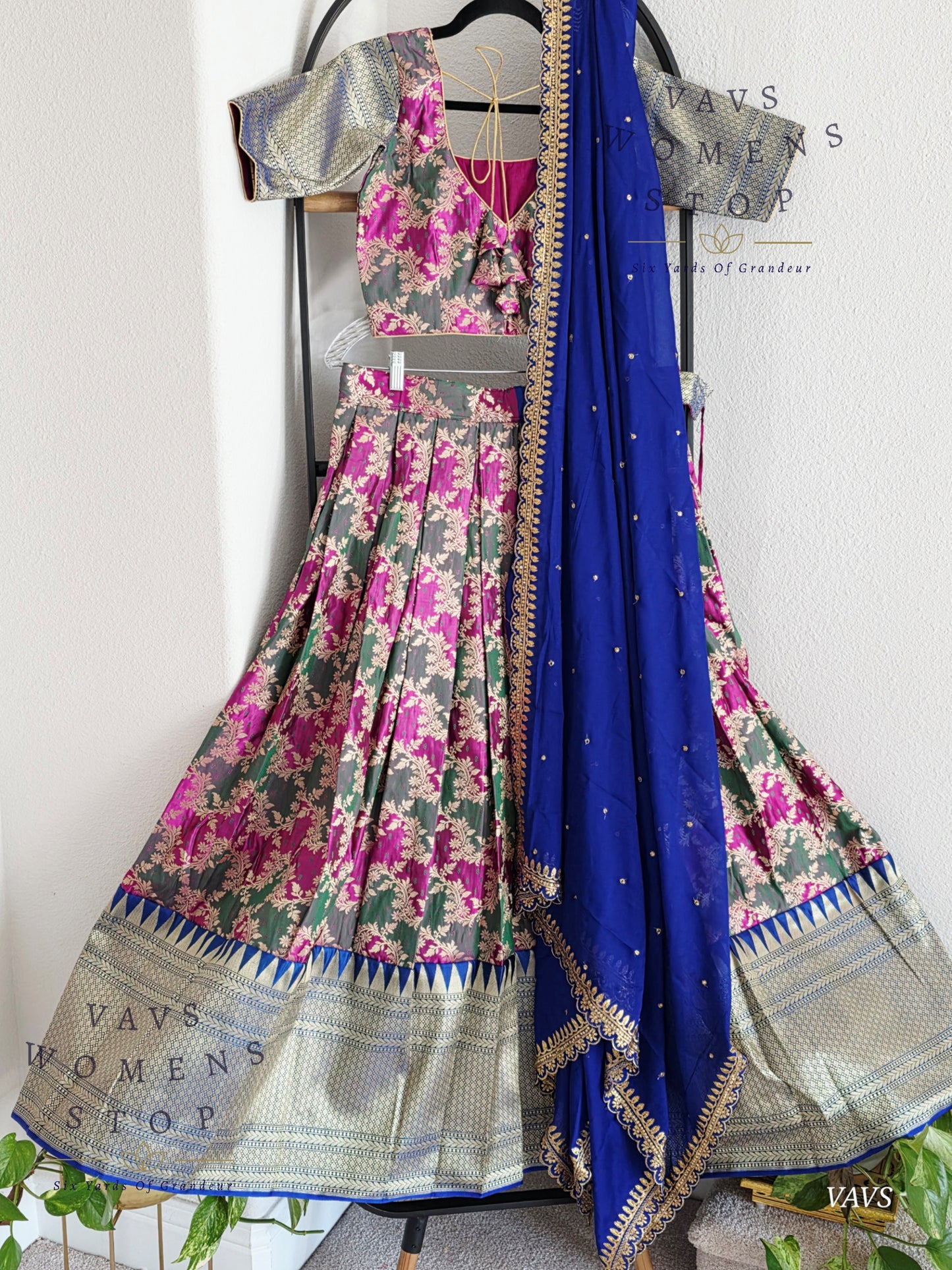 Satin Benarasi Lehenga / Half Saree Complete Set Blouse