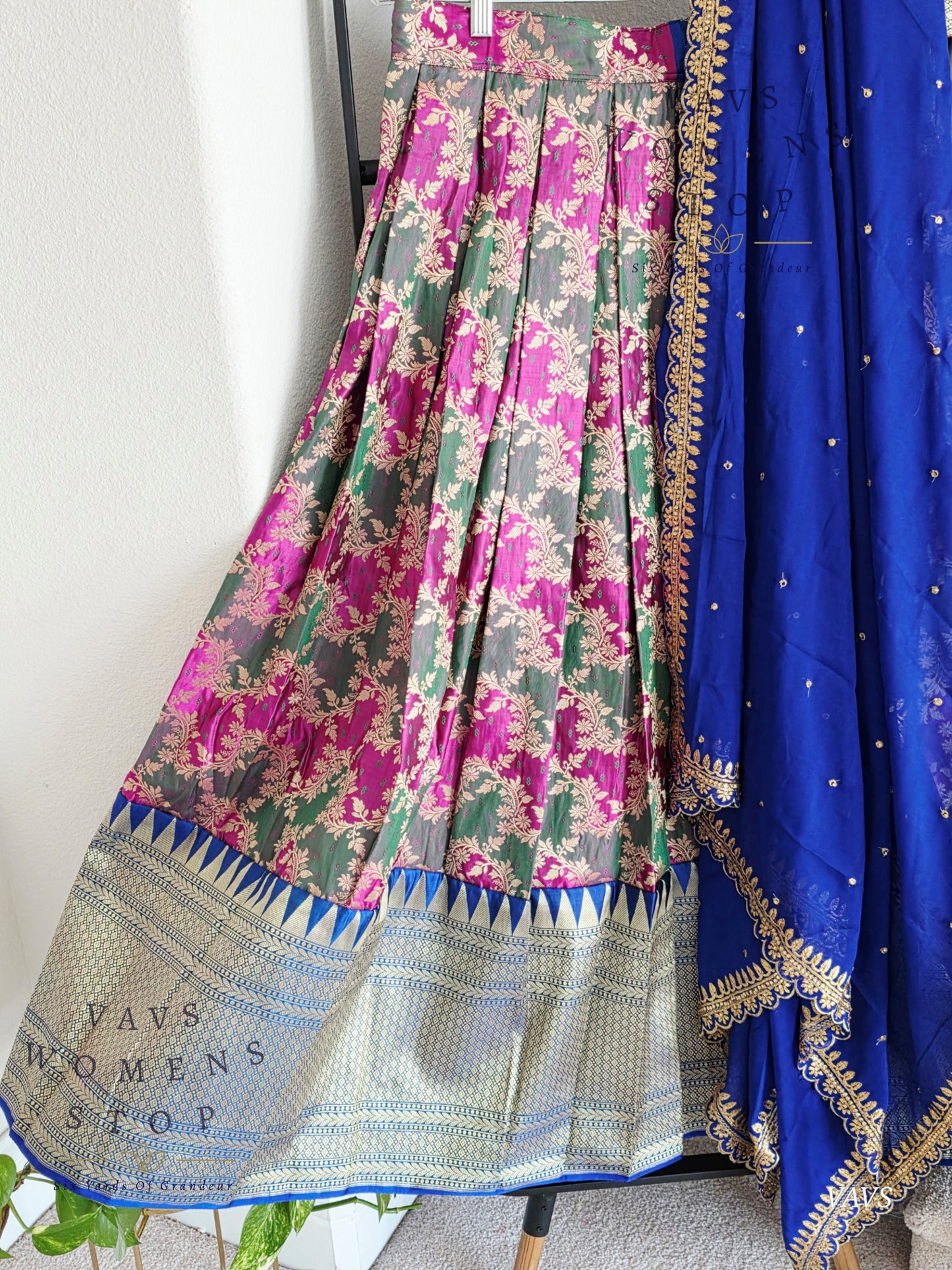 Satin Benarasi Lehenga / Half Saree Complete Set Blouse