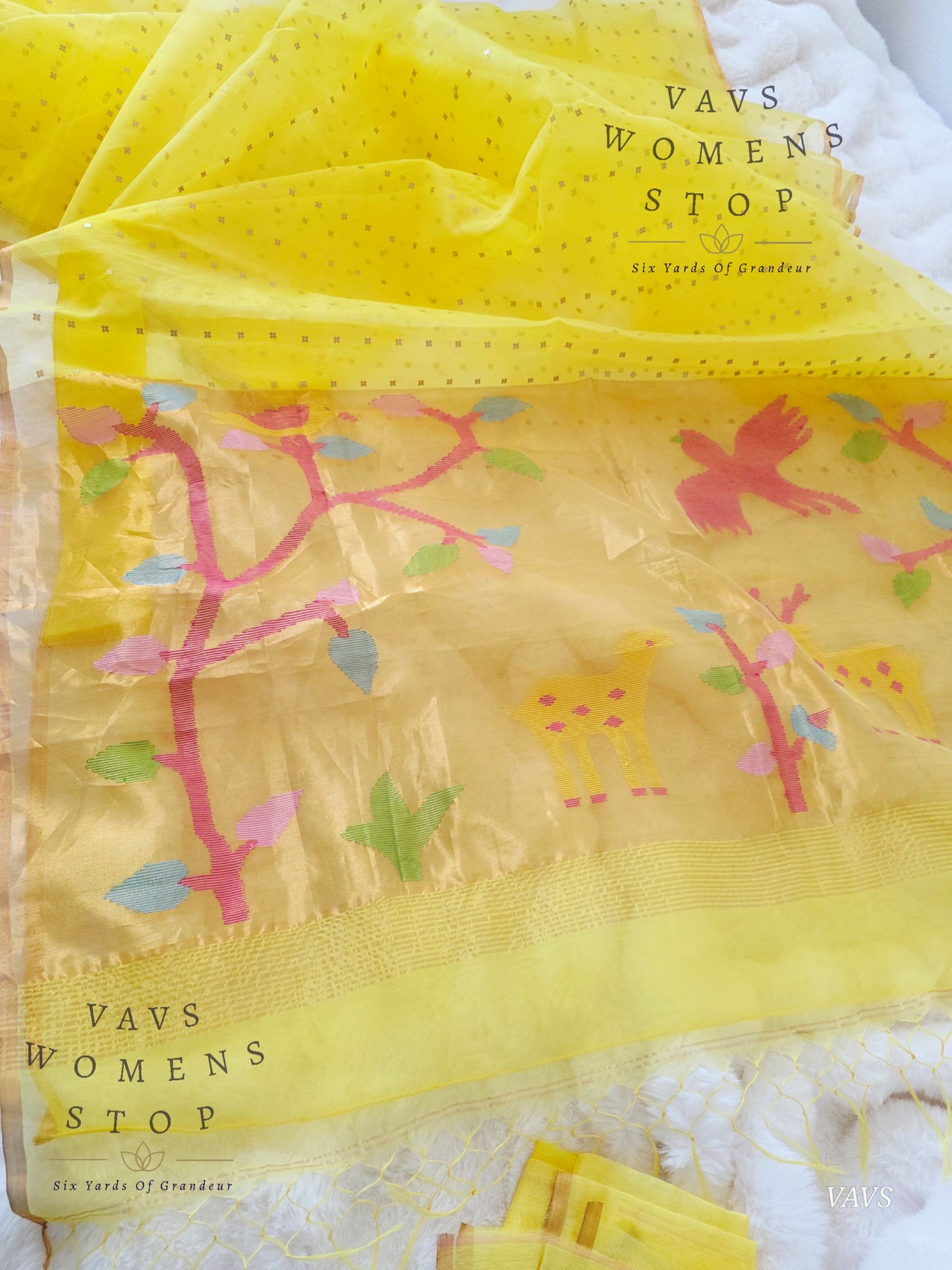 Yellow Shade Pure Muslin Silk Saree with Sequins Work & Paithani Pallu