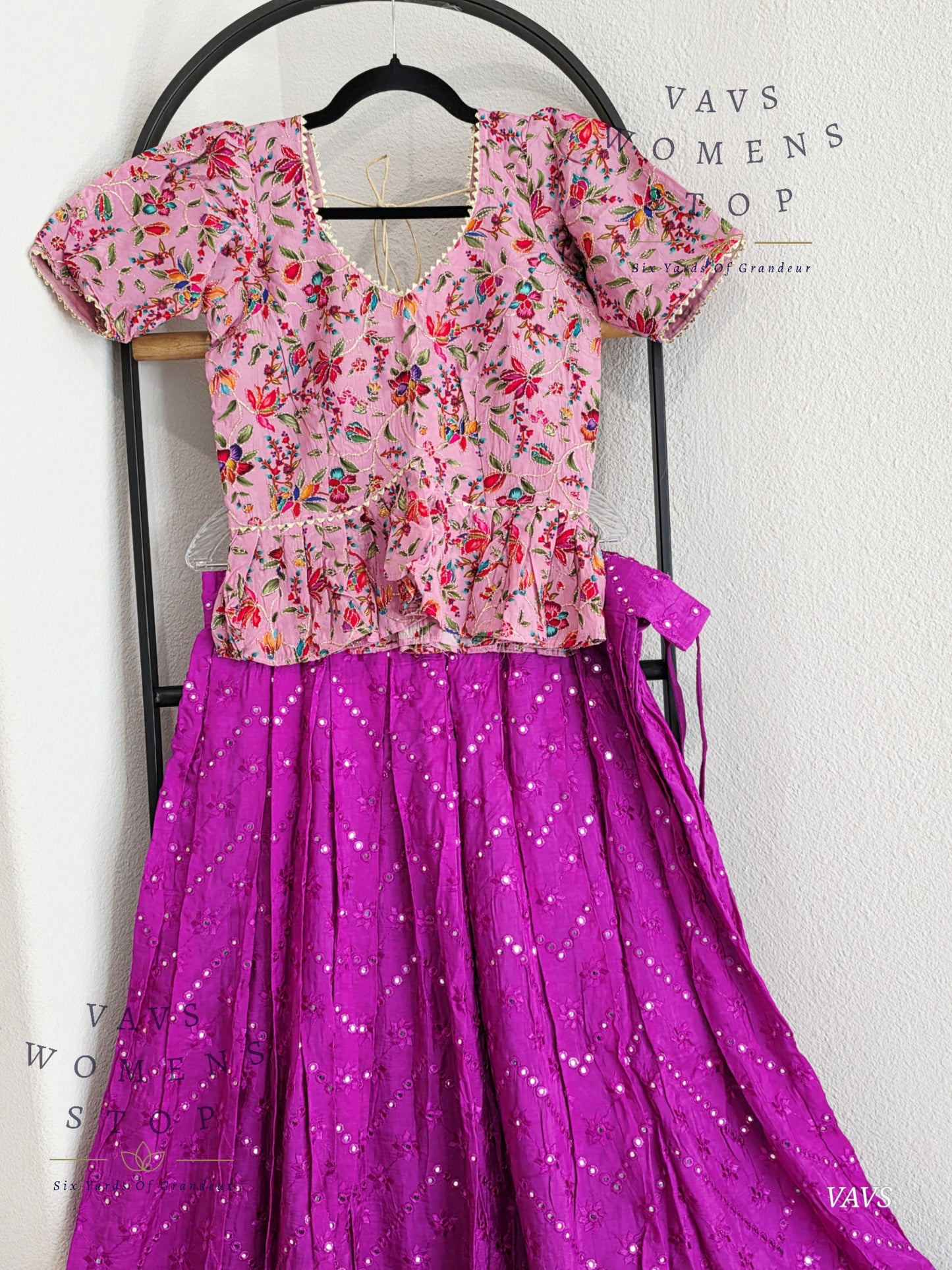 Foil Miror Crepe Silk Lehenga - Croptop Set