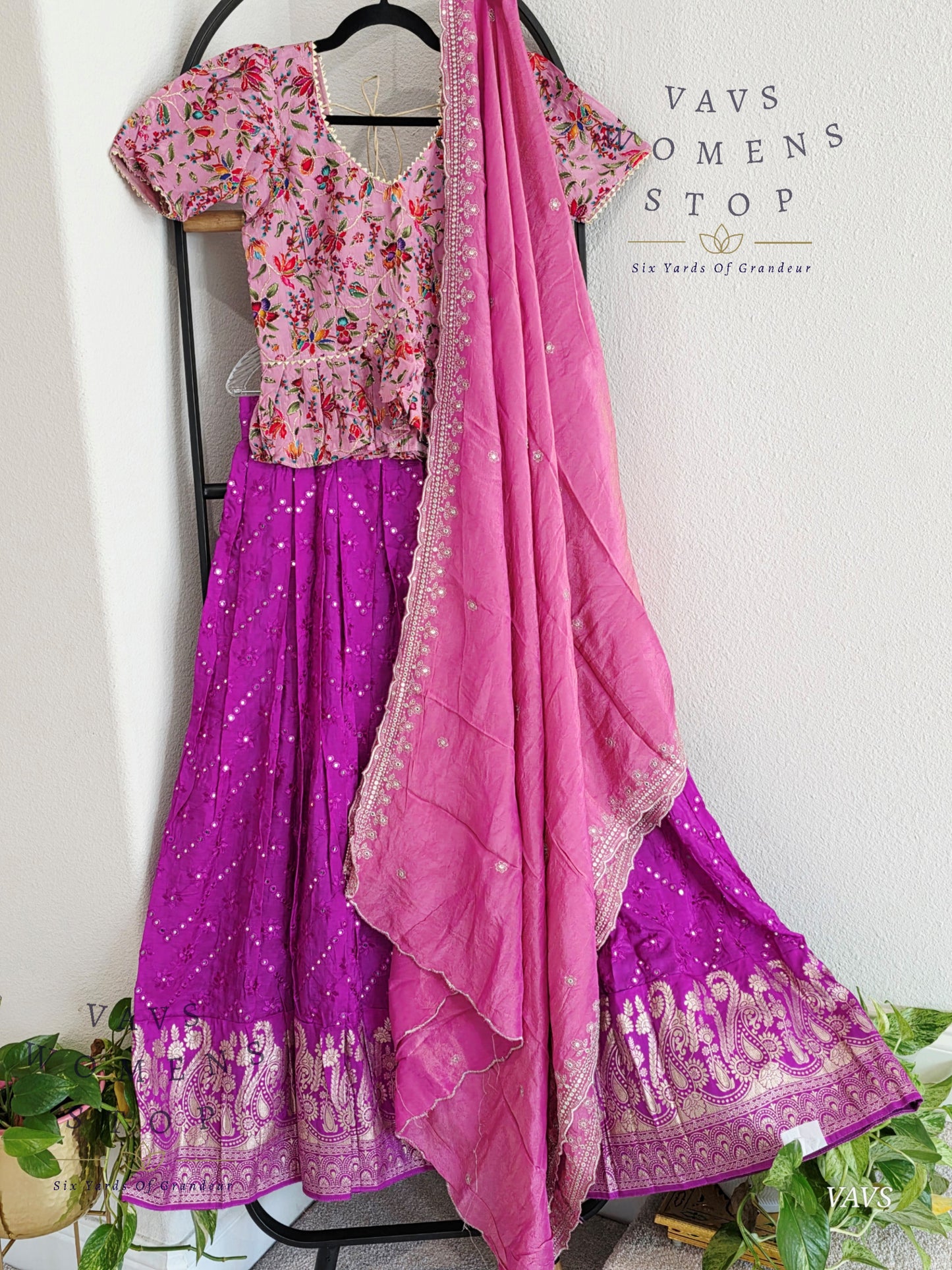 Foil Miror Crepe Silk Lehenga - Croptop Set