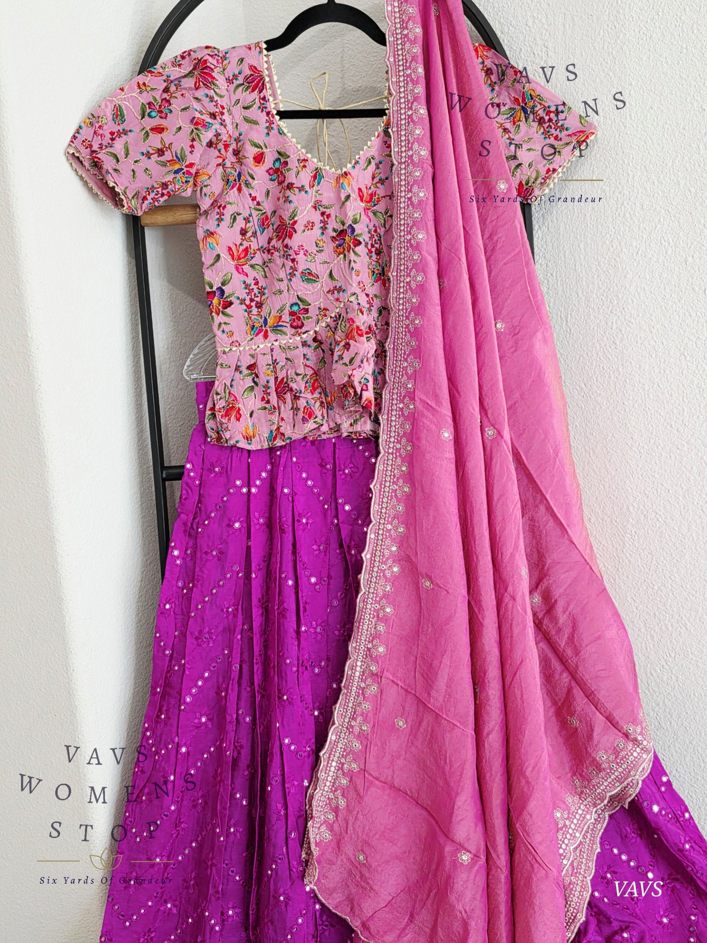Foil Miror Crepe Silk Lehenga - Croptop Set