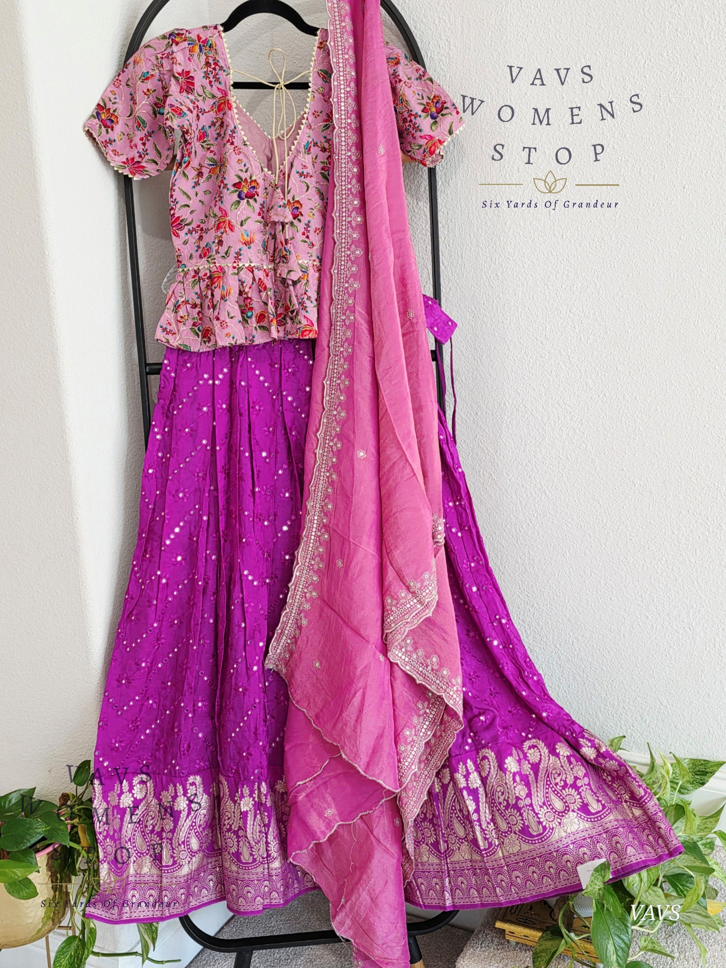 Foil Miror Crepe Silk Lehenga - Croptop Set