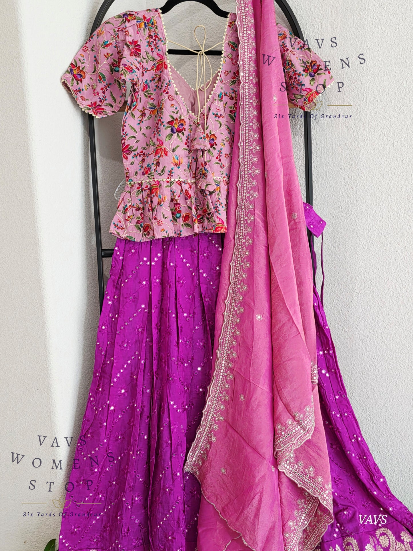 Foil Miror Crepe Silk Lehenga - Croptop Set