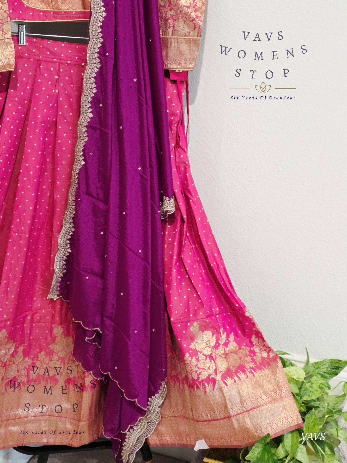 Full Sleeves Patterned Benarasi Silk Lehenga  Set