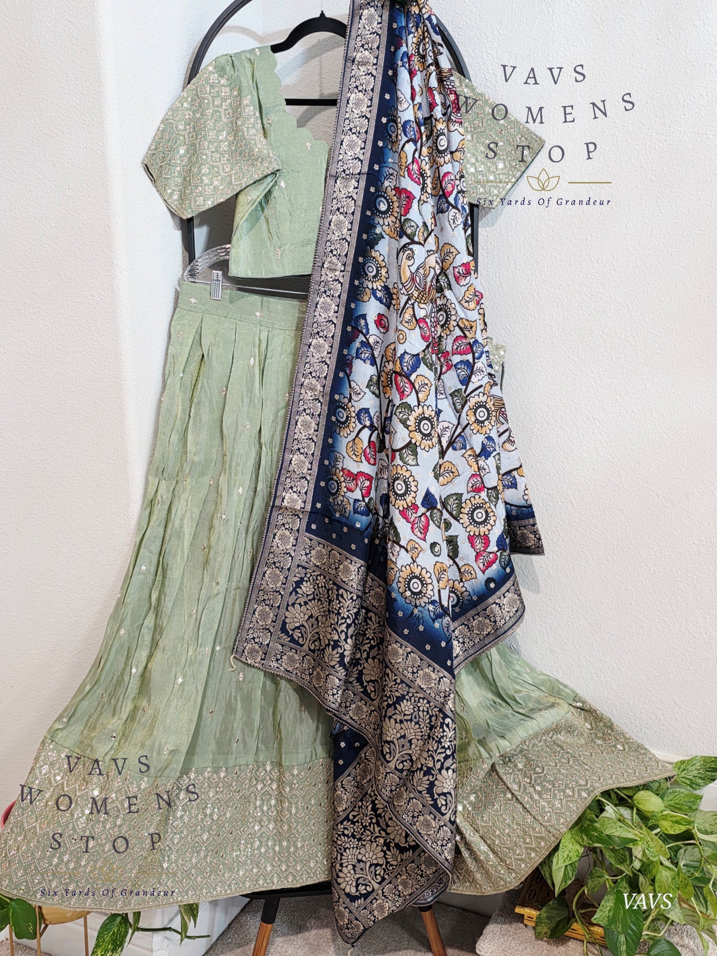 Munga Silk Tissue Designer Lehenga / Langa Voni Set