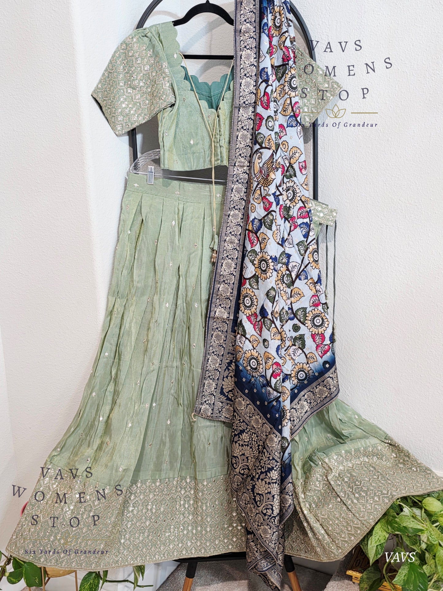Munga Silk Tissue Designer Lehenga / Langa Voni Set