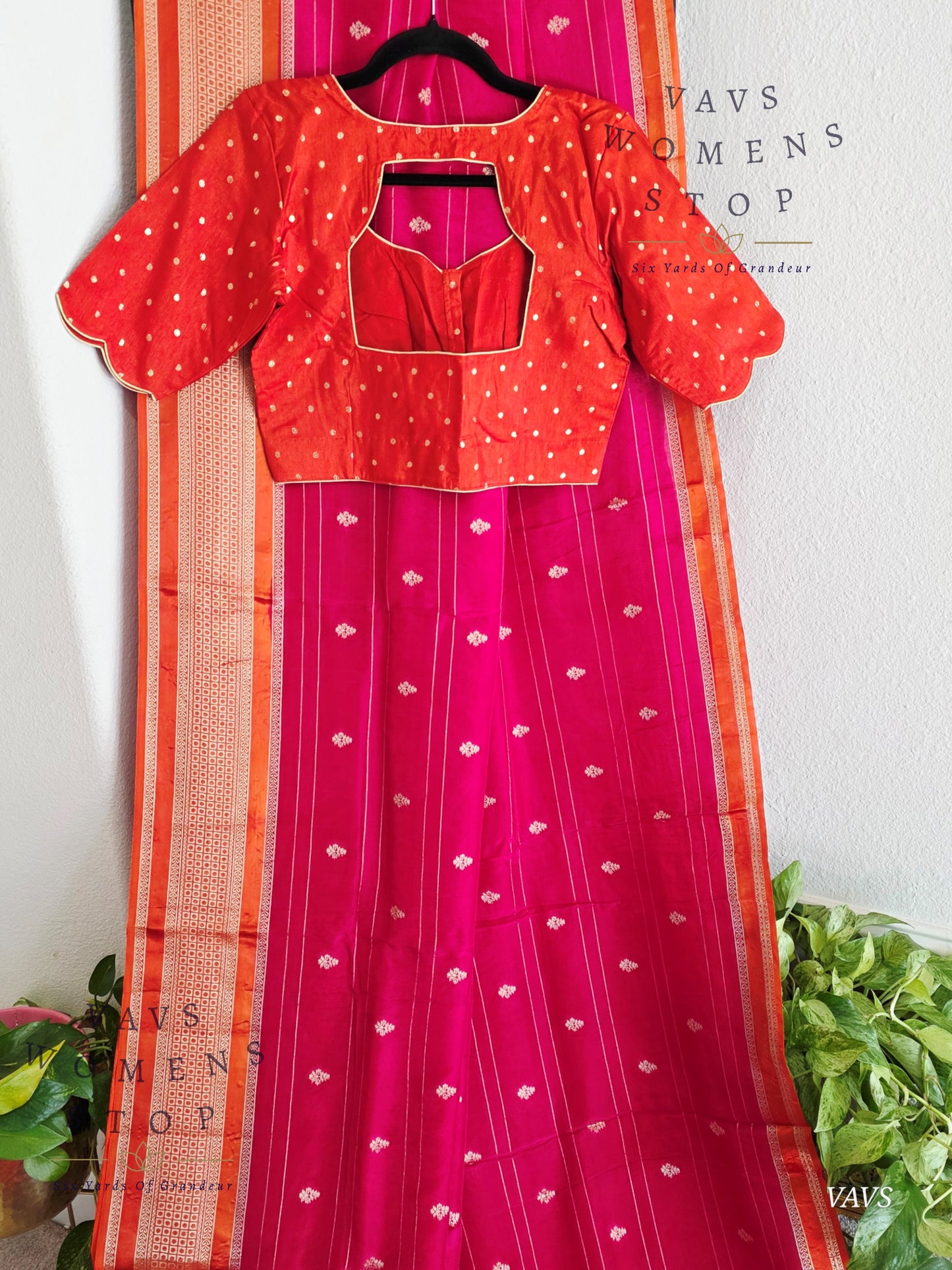 Dola Crepe Silk Saree – Pink & Orange Color Combination | Stitched Blouse Included