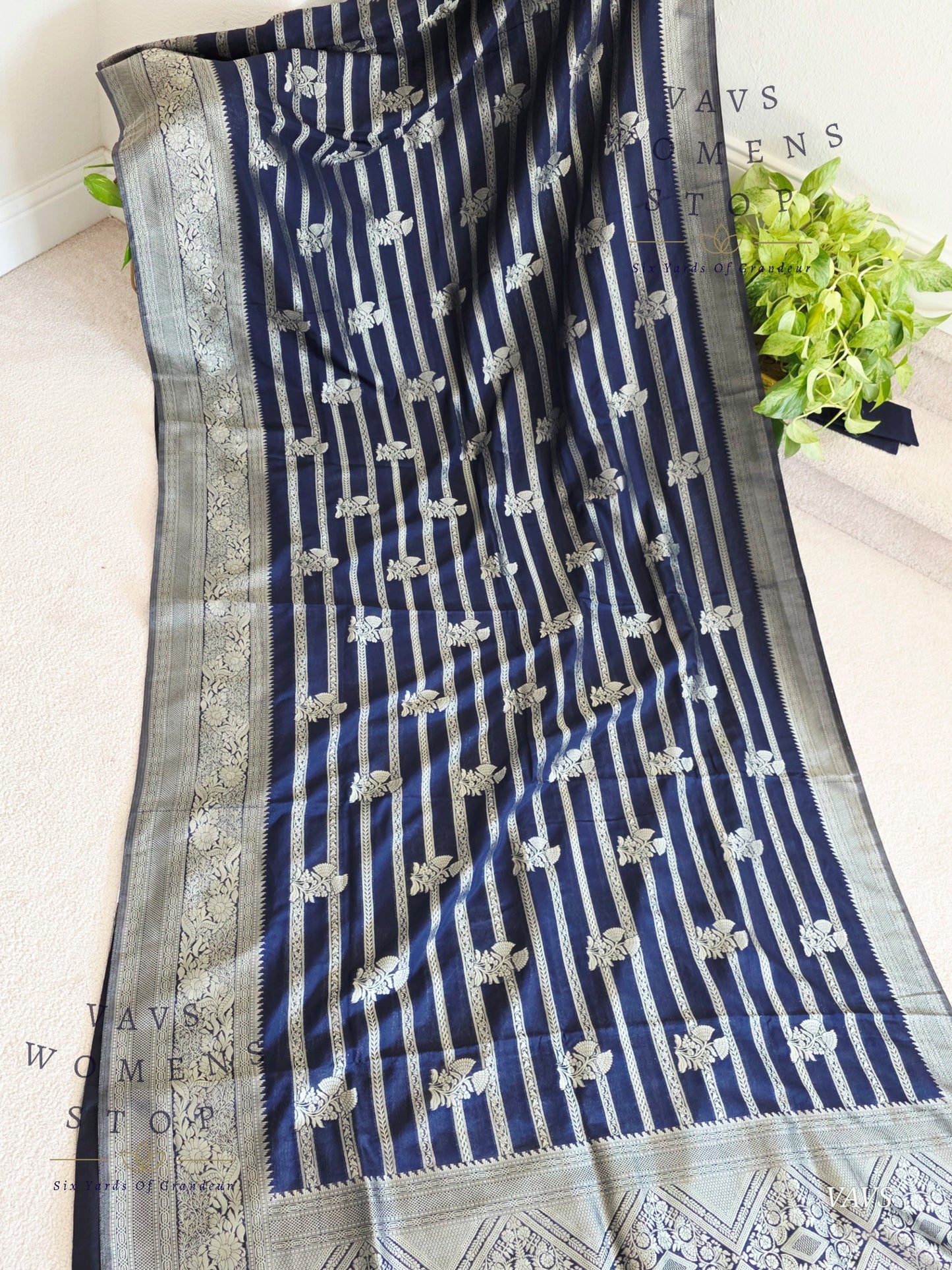 Semi Crepe Benarasi Silk Saree - Silver Net Designer Blouse