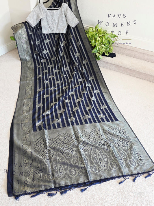 Semi Crepe Benarasi Silk Saree - Silver Net Designer Blouse