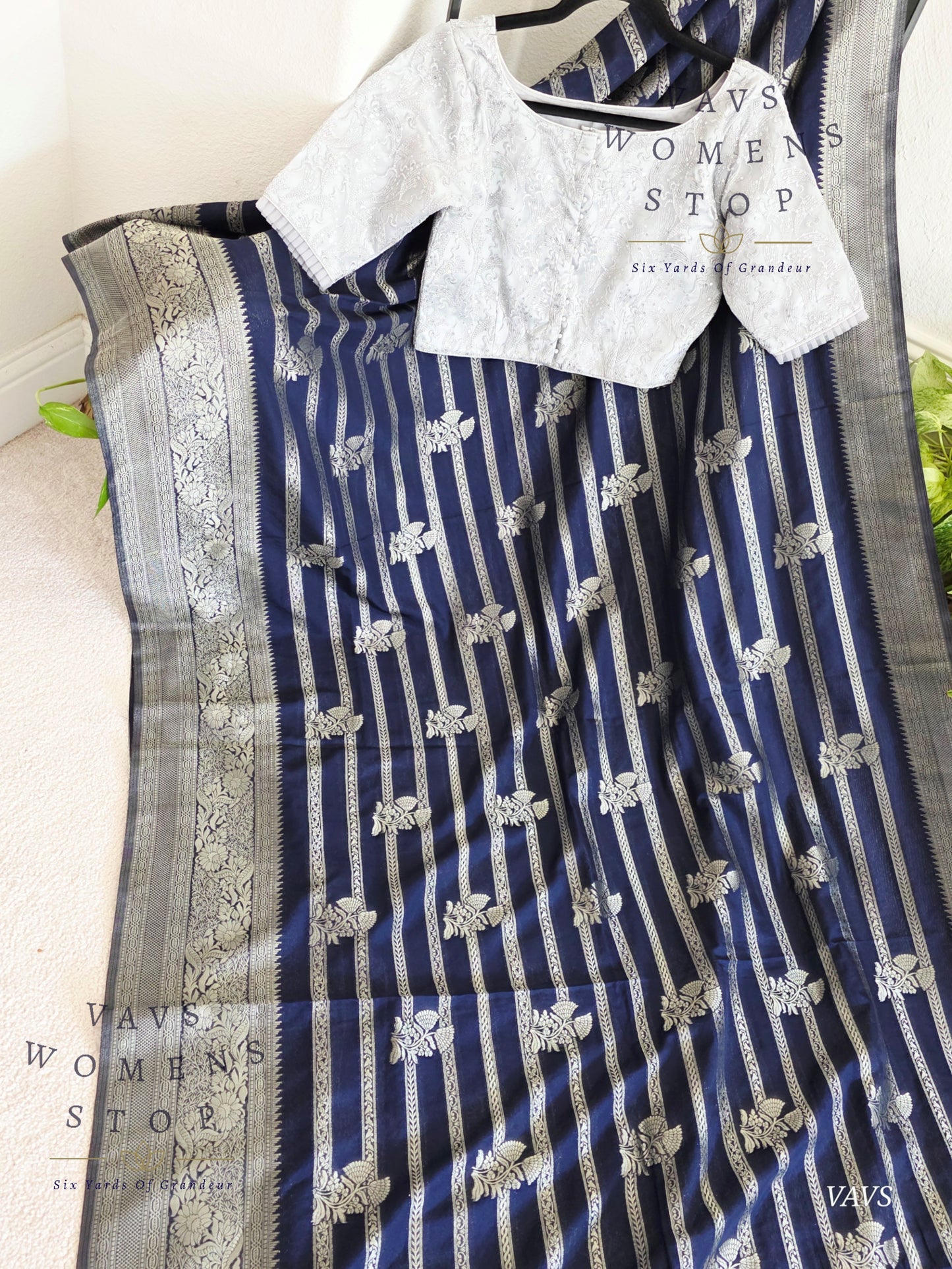 Semi Crepe Benarasi Silk Saree - Silver Net Designer Blouse