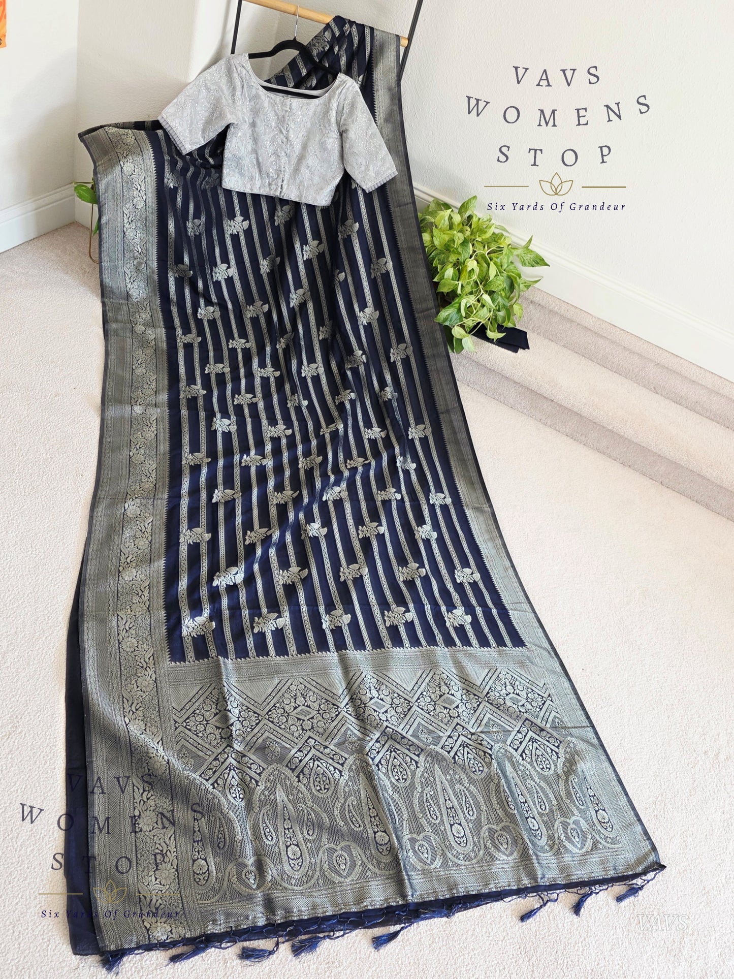 Semi Crepe Benarasi Silk Saree - Silver Net Designer Blouse
