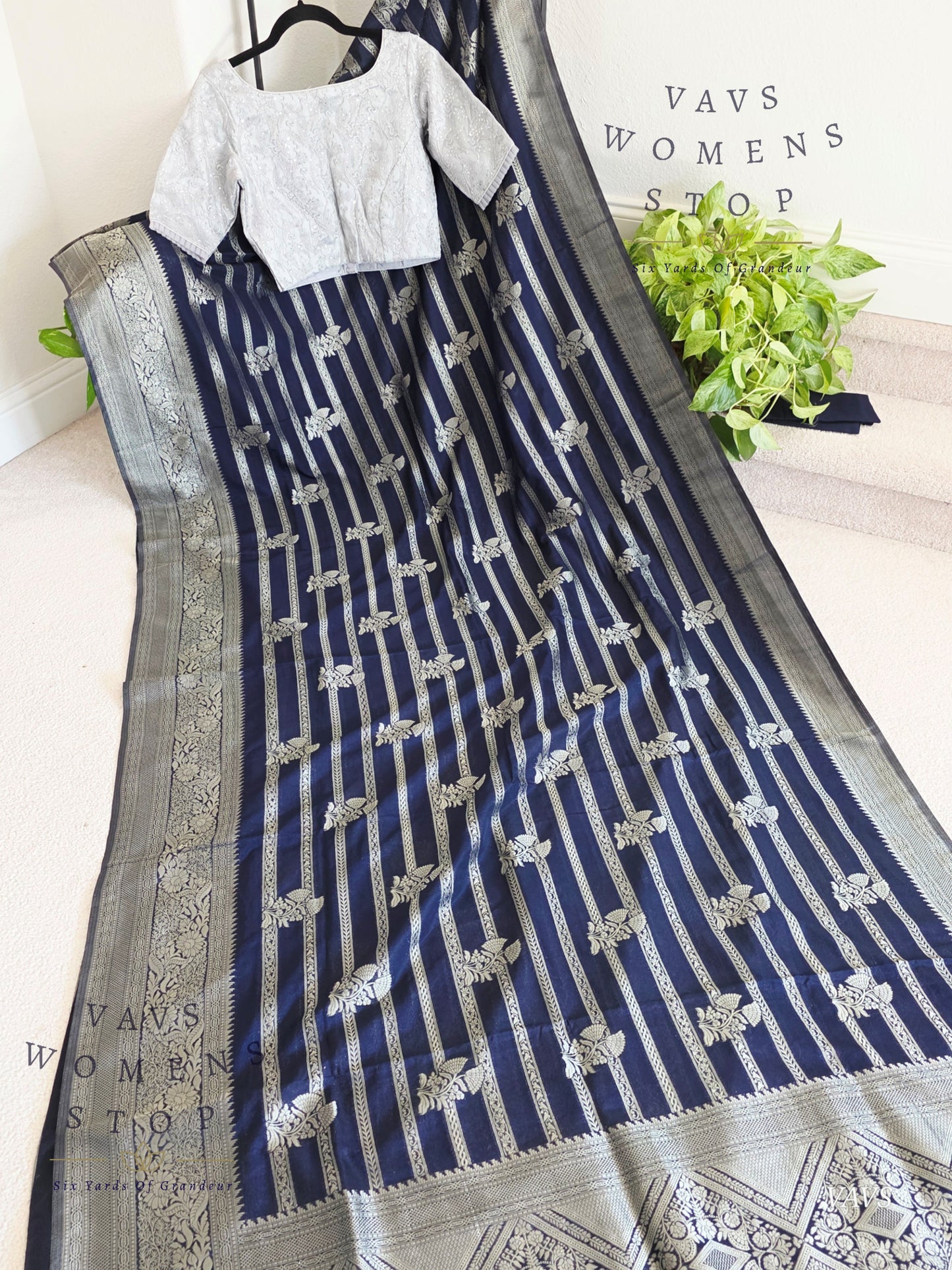 Semi Crepe Benarasi Silk Saree - Silver Net Designer Blouse