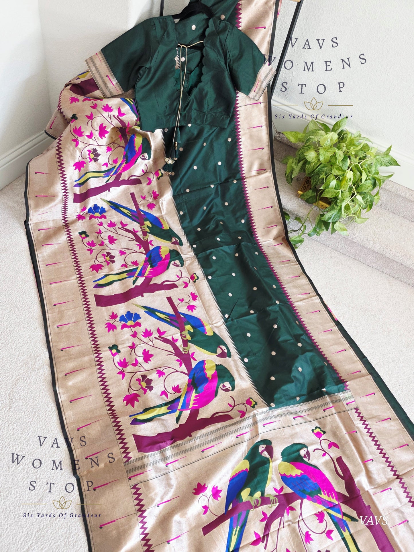 Designer Benarasi Paithani Soft Silk Saree - Blouse