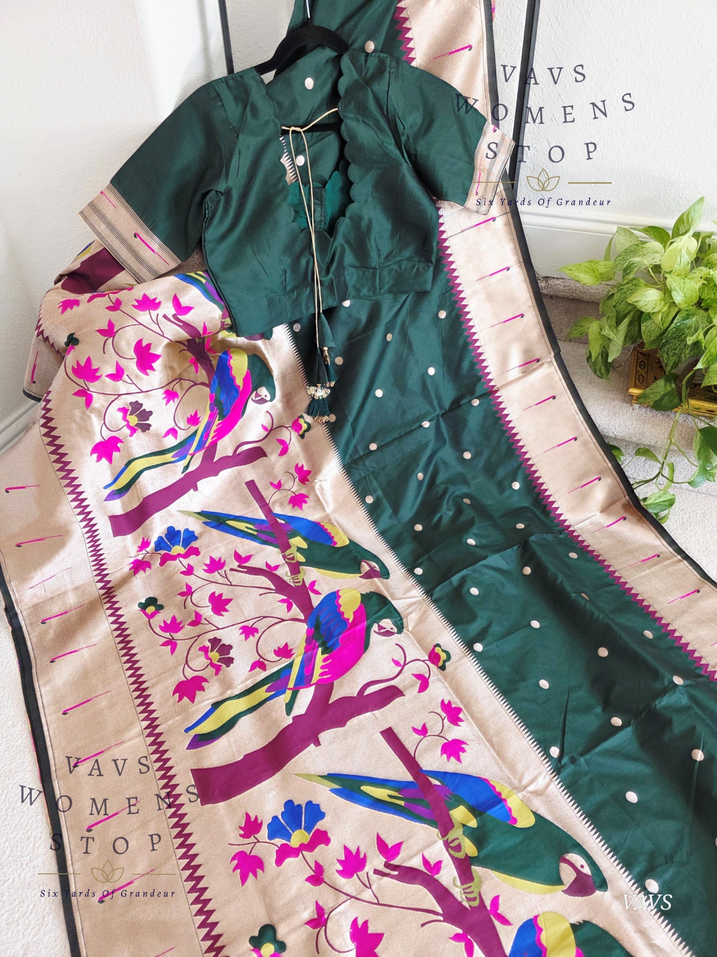 Designer Benarasi Paithani Soft Silk Saree - Blouse