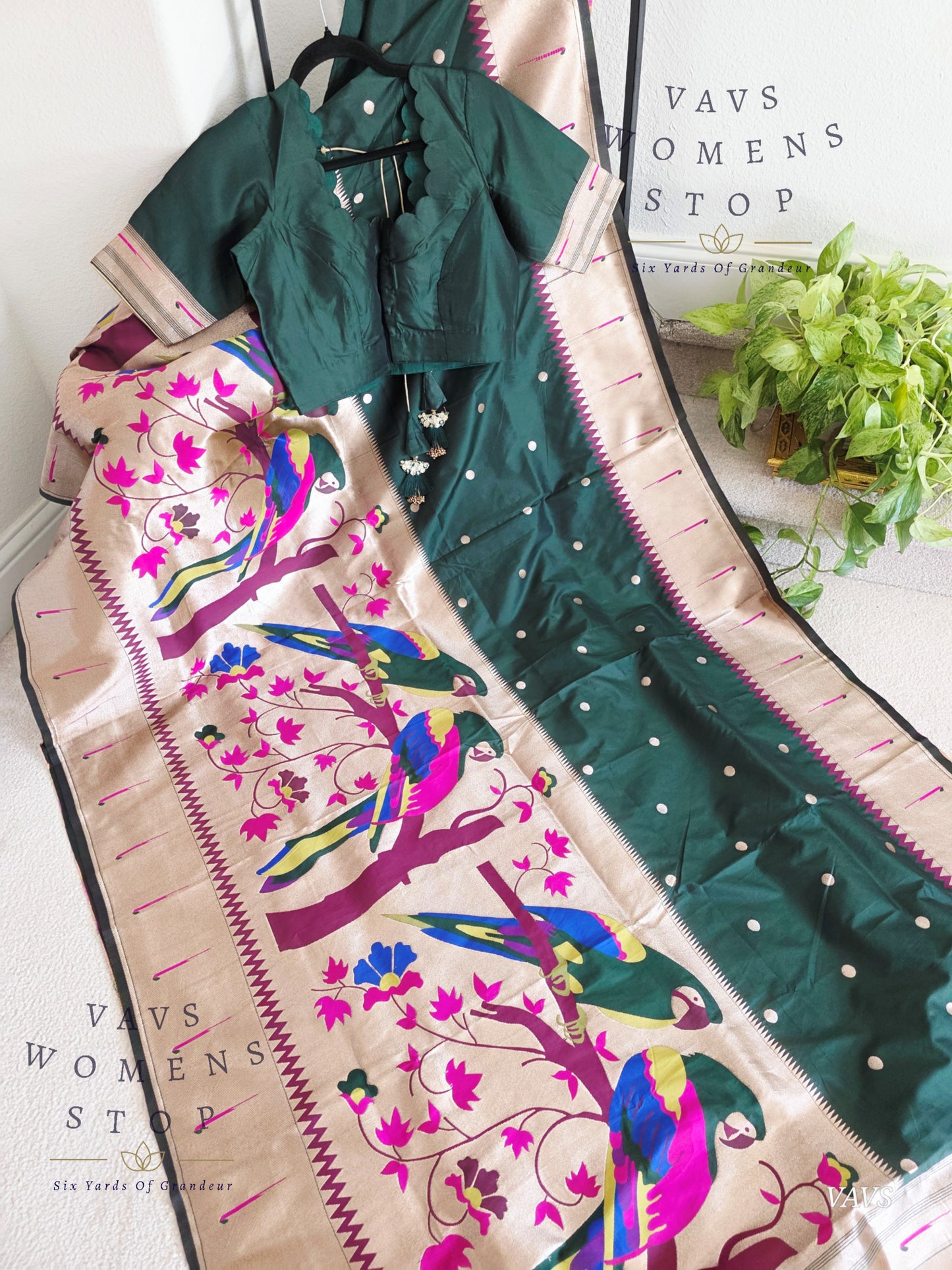 Designer Benarasi Paithani Soft Silk Saree - Blouse