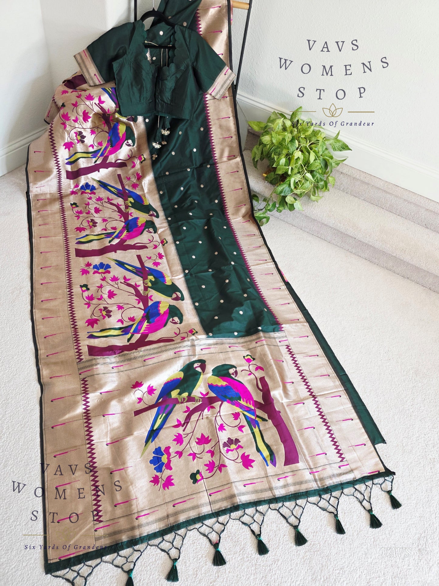 Designer Benarasi Paithani Soft Silk Saree - Blouse